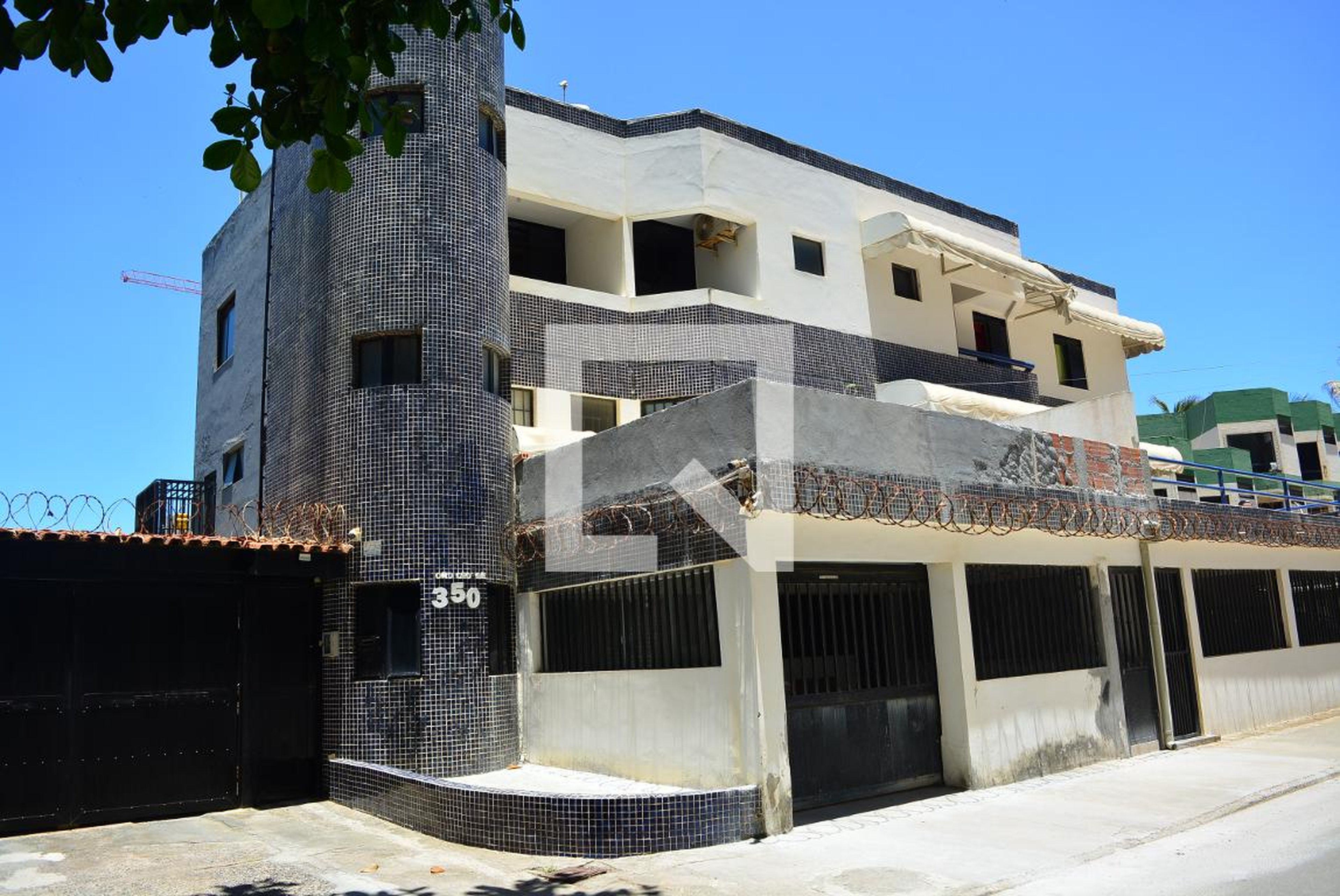 fachada do condomínio Condomínio Village Lord George