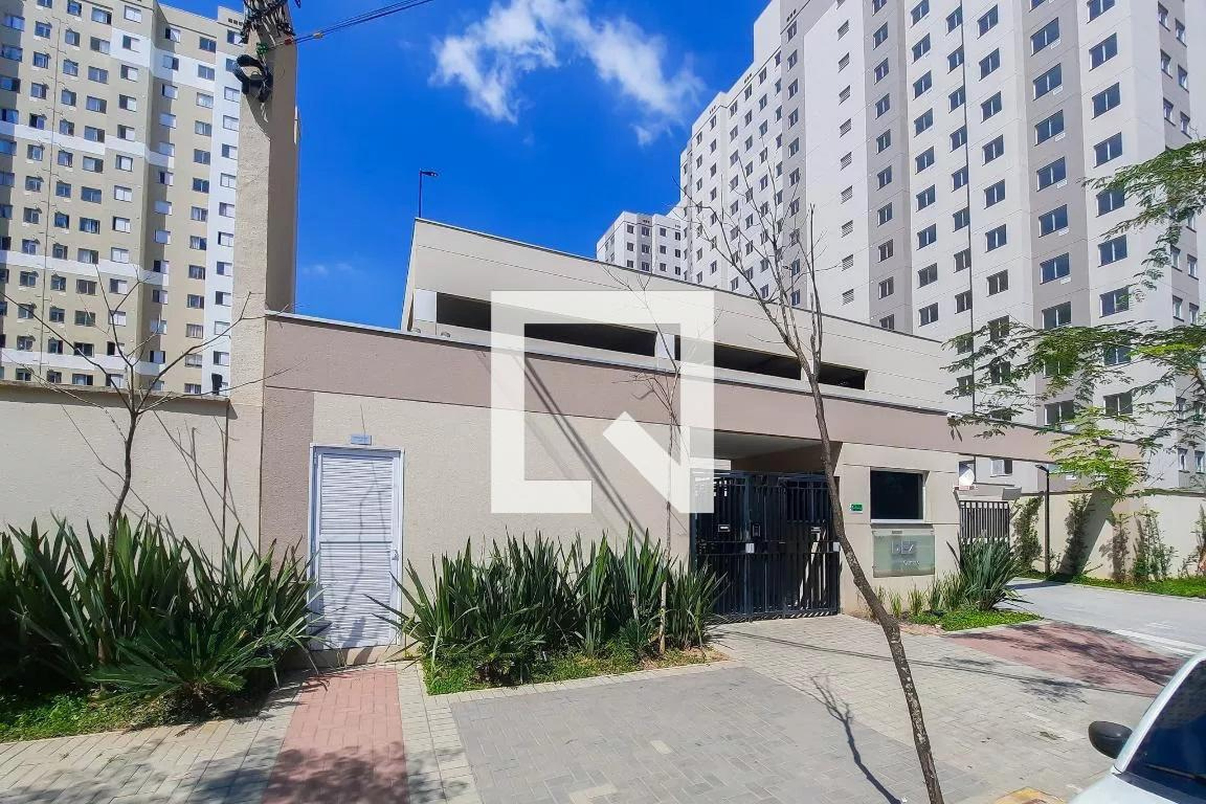 Fachada do Condomínio Condomínio Dez Cursino