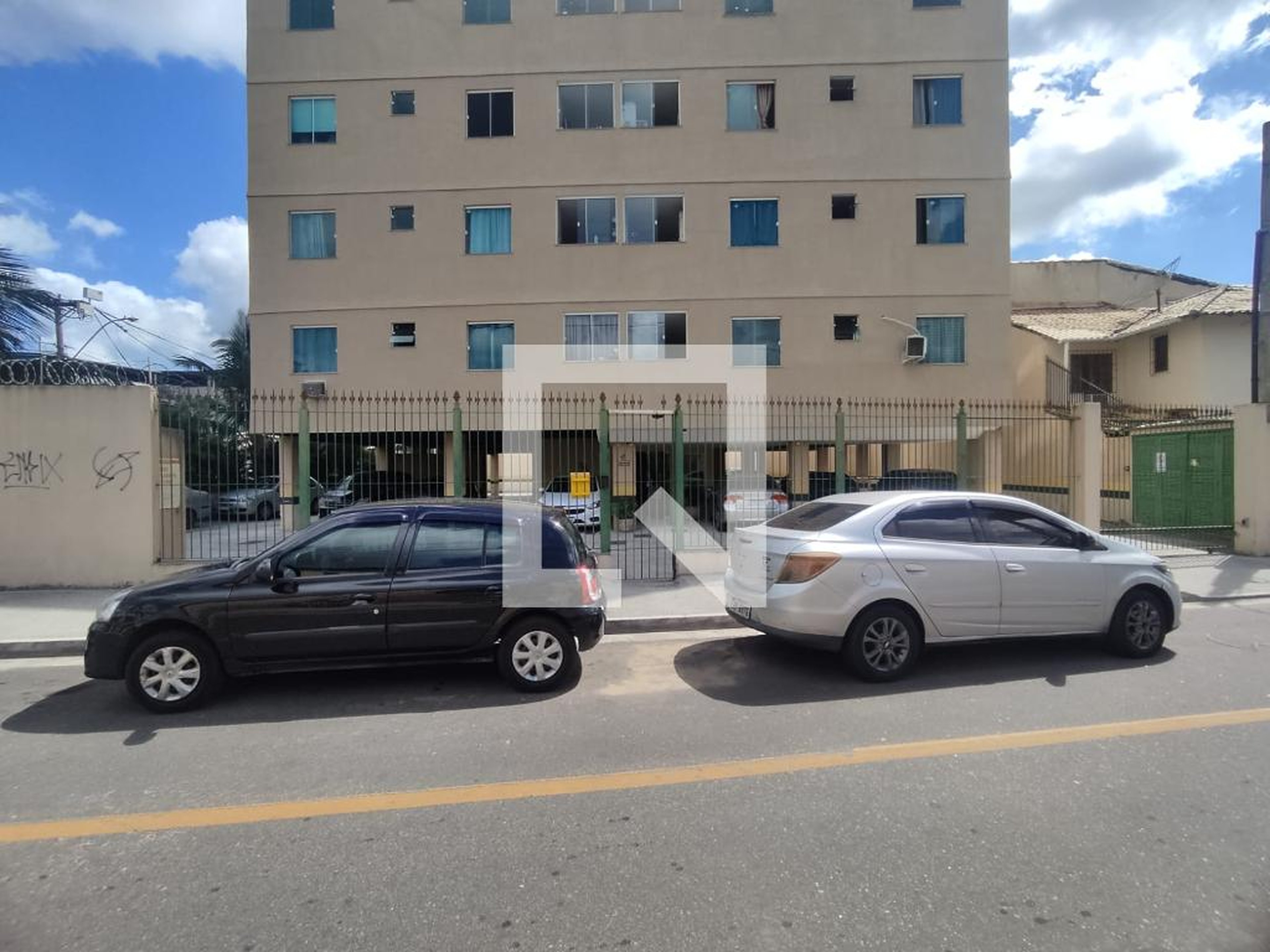 Fachada Condomínio em Rua Jonas da Fonseca, 15