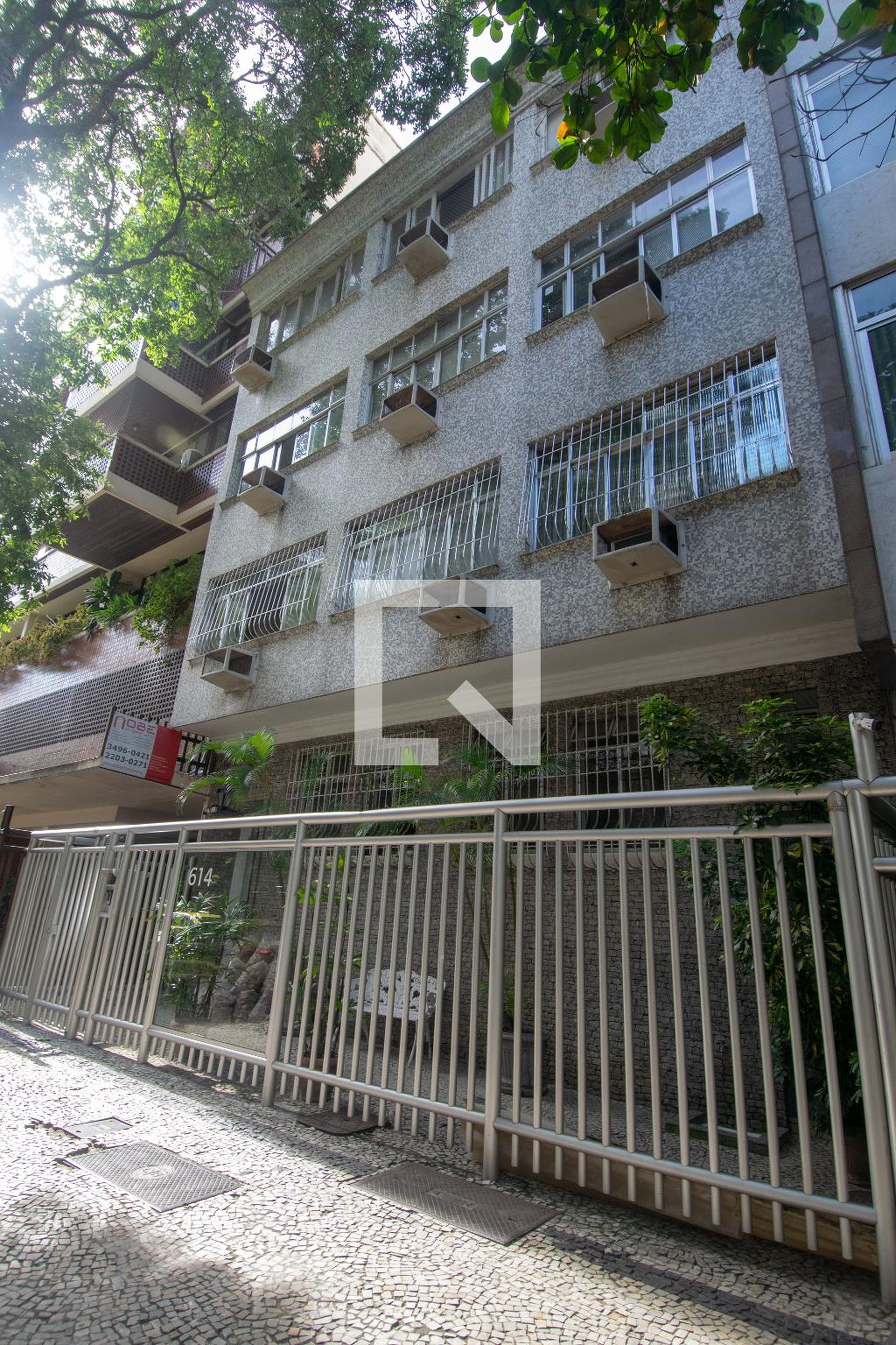 Fachada Condomínio em Rua Prudente de Morais, 614