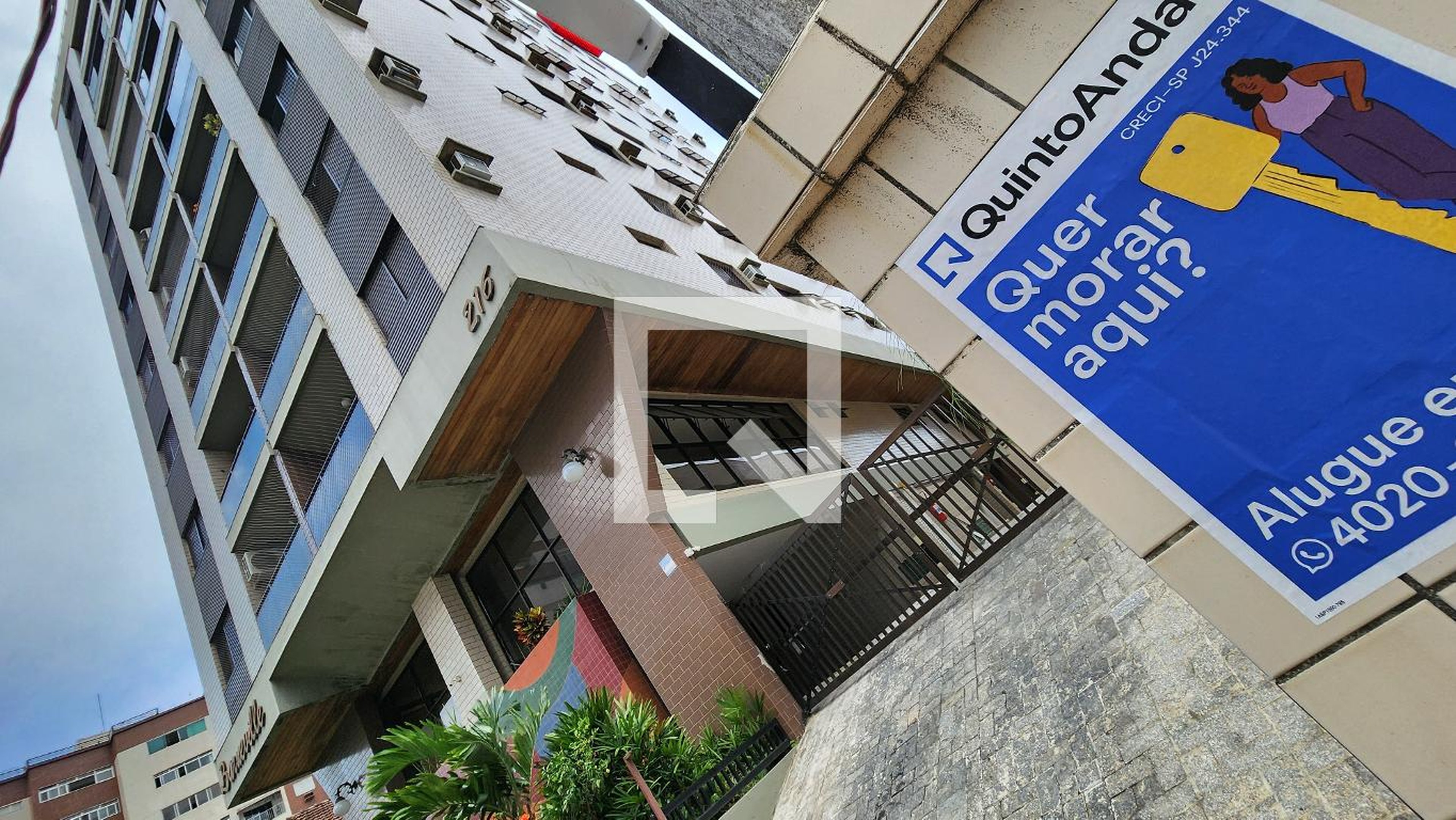 Fachada do Prédio Condomínio em Rua Nabuco de Araújo, 217