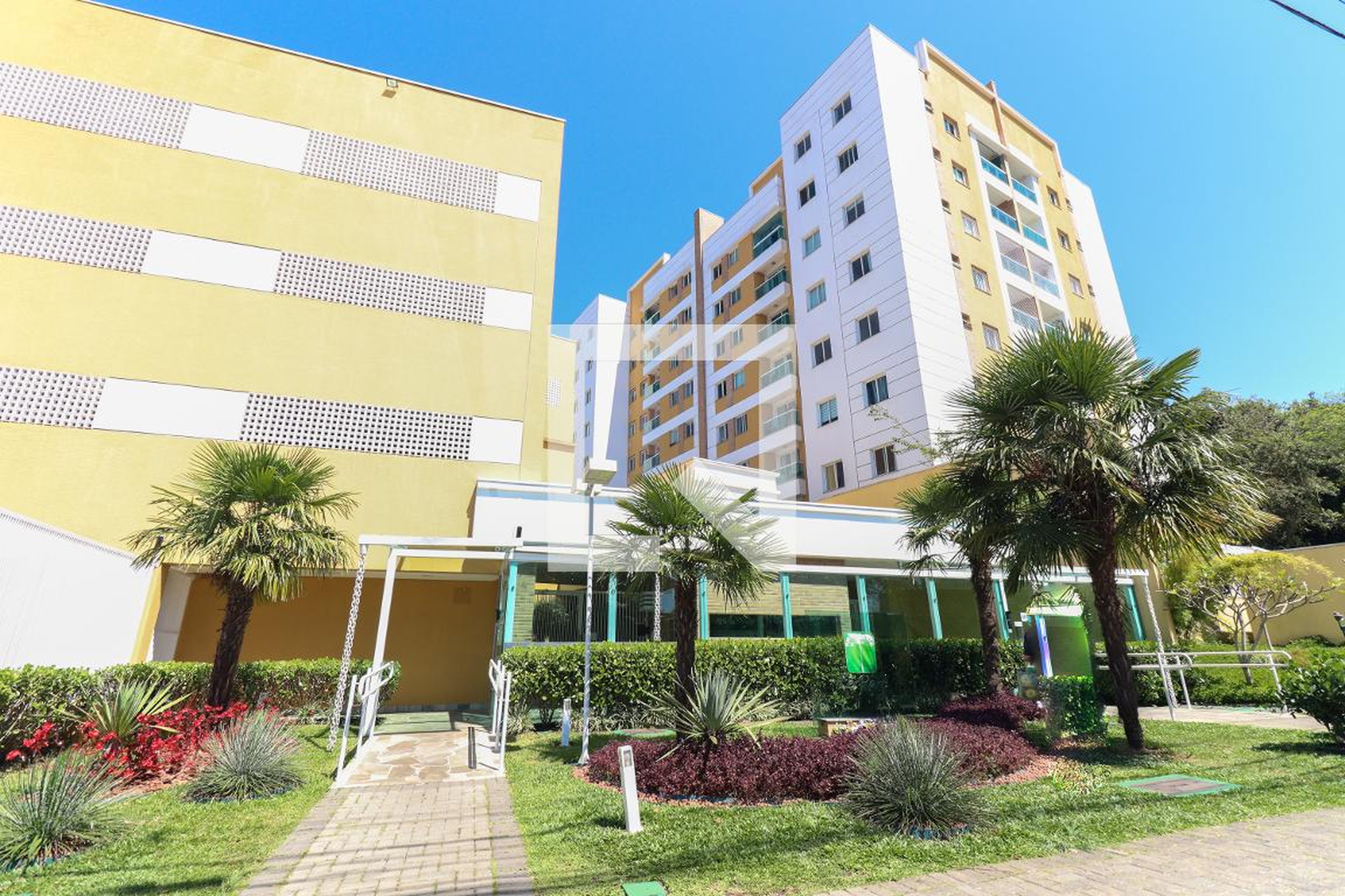 Fachada do Condominio Condomínio Le Parc