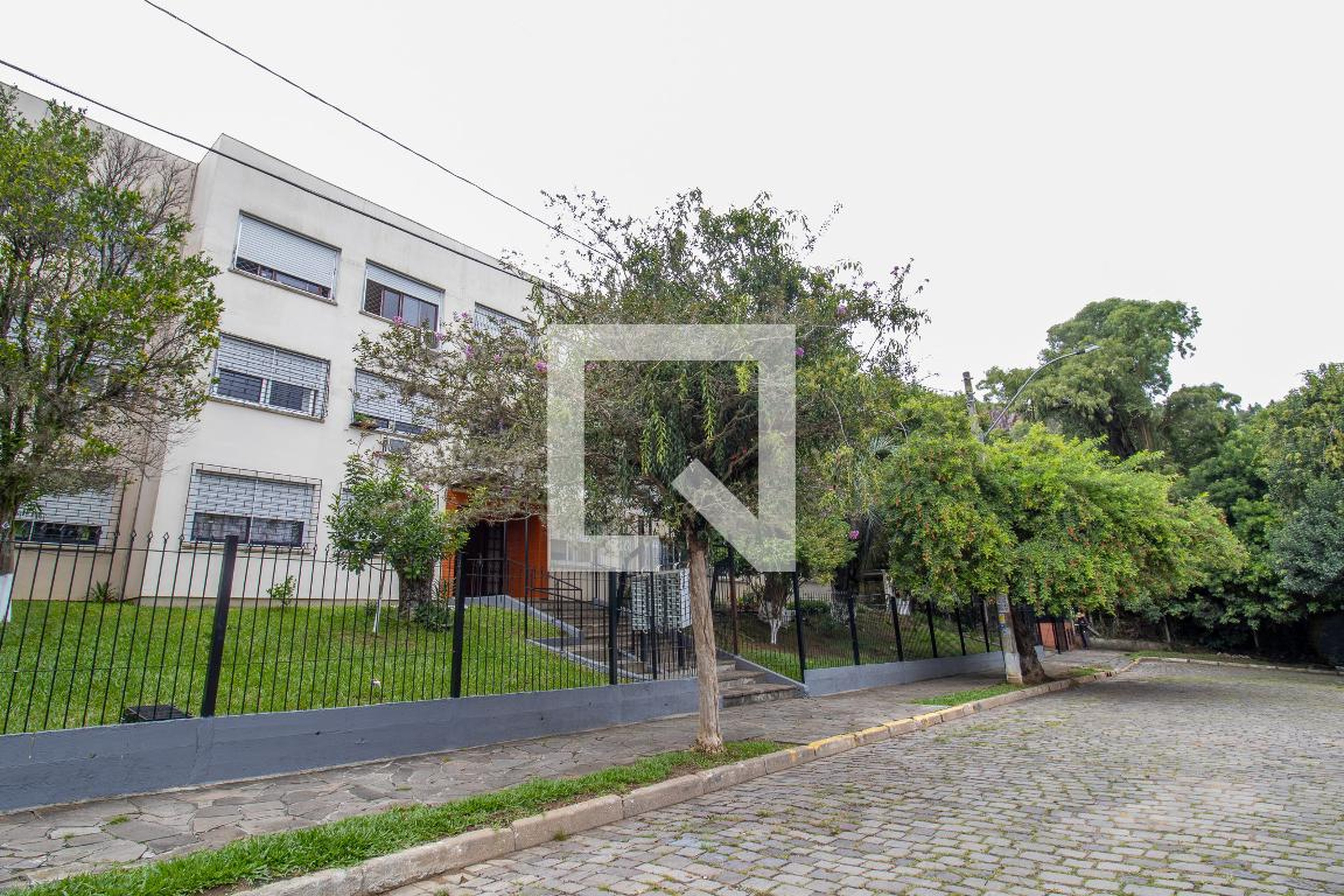 Fachada Condomínio em Rua Luís Lederman, 640