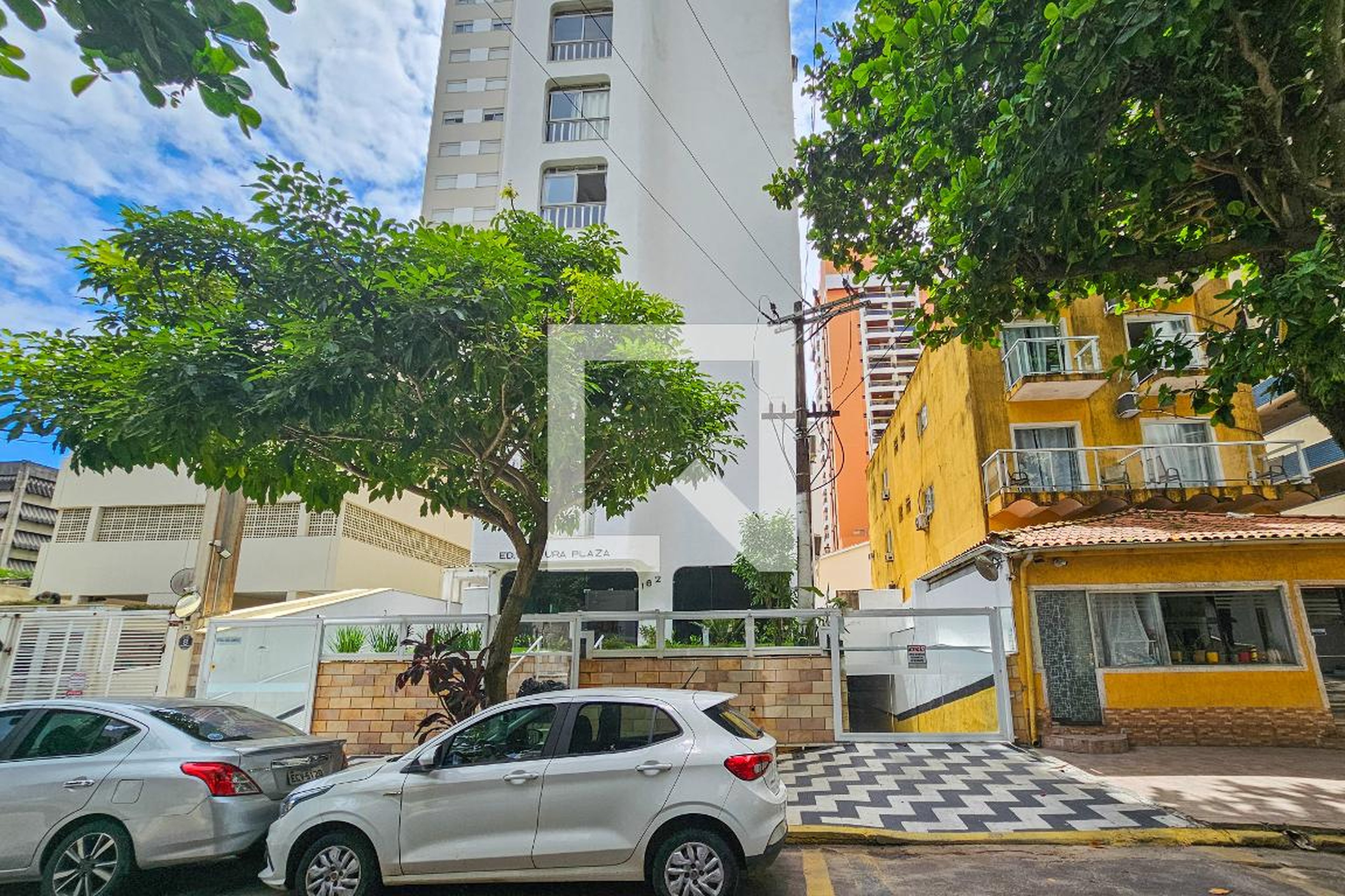 Fachada Condomínio Ventura Plaza