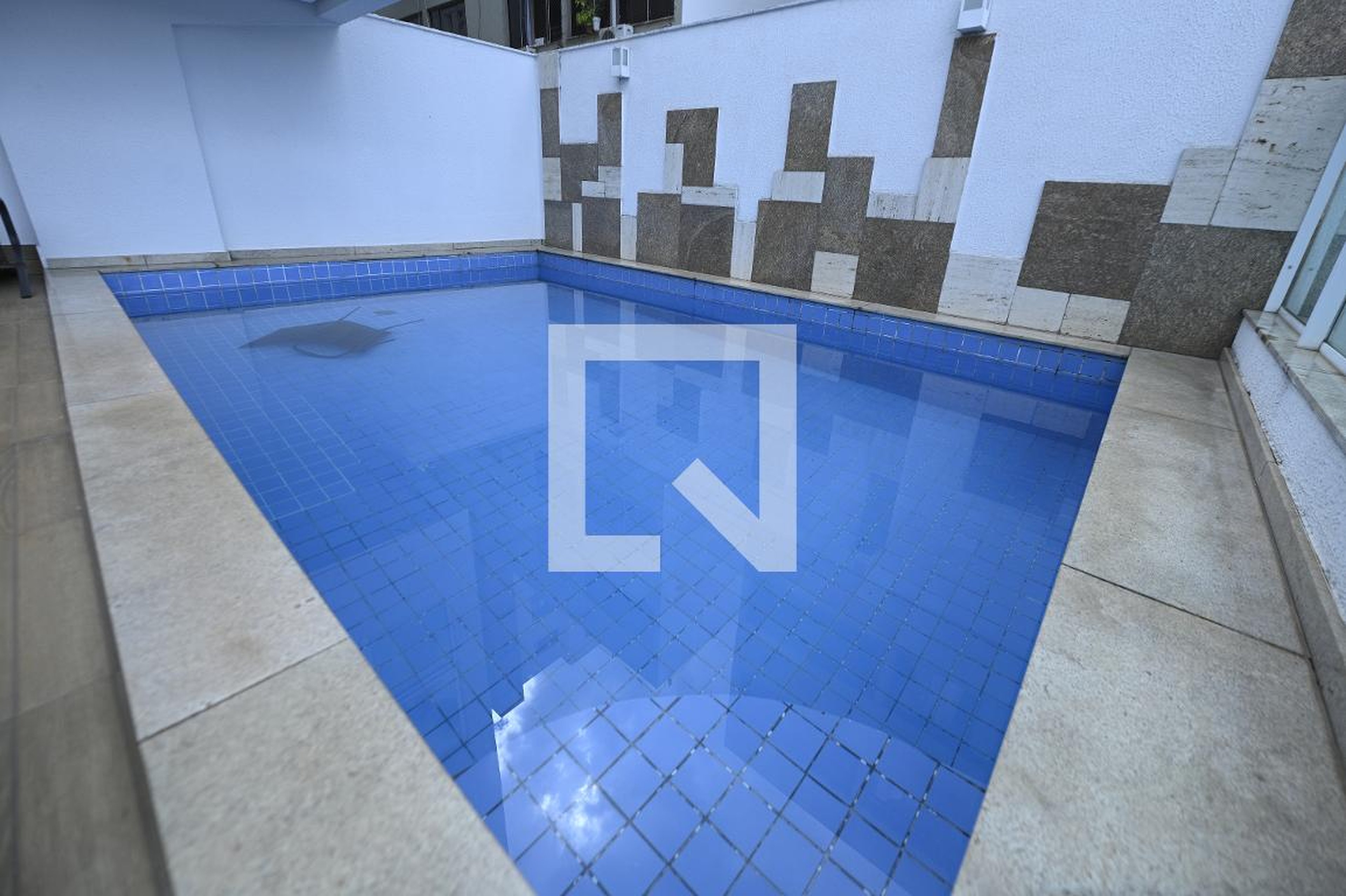 Piscina - Square New Home