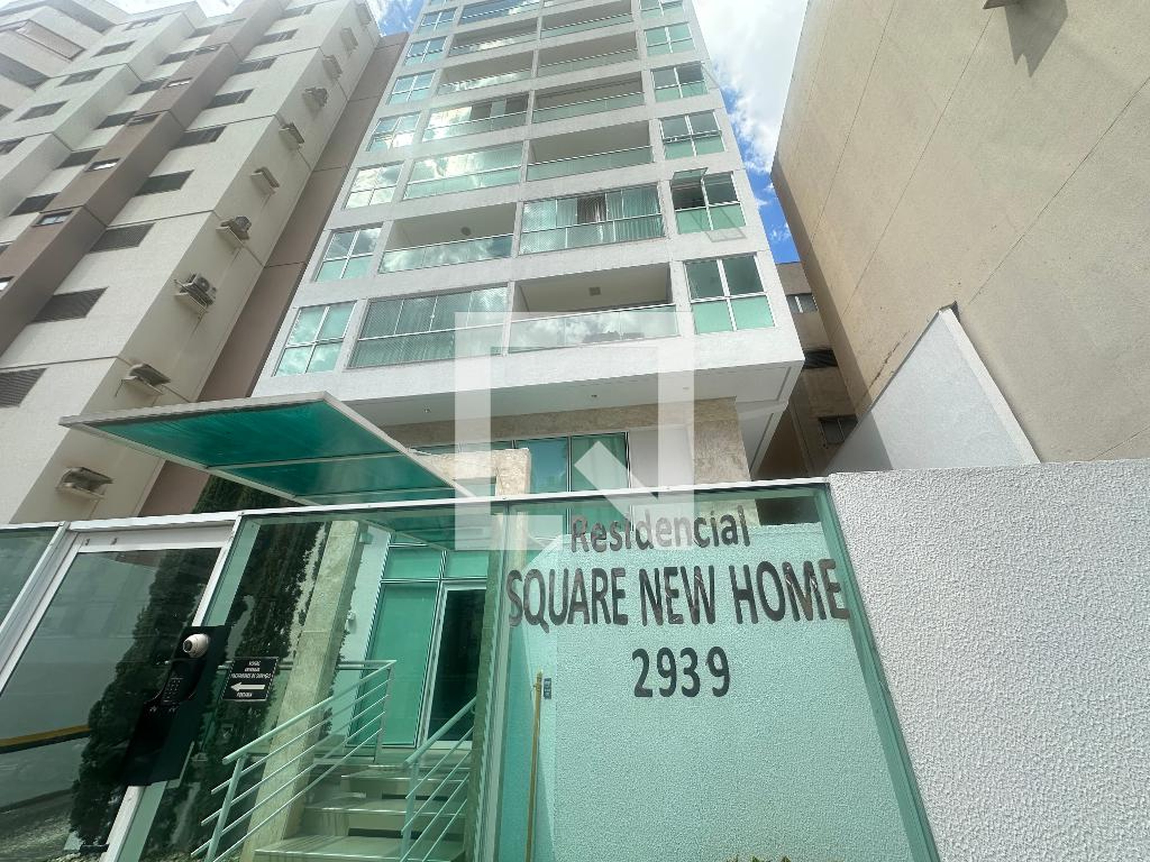 Fachada Condomínio Square New Home