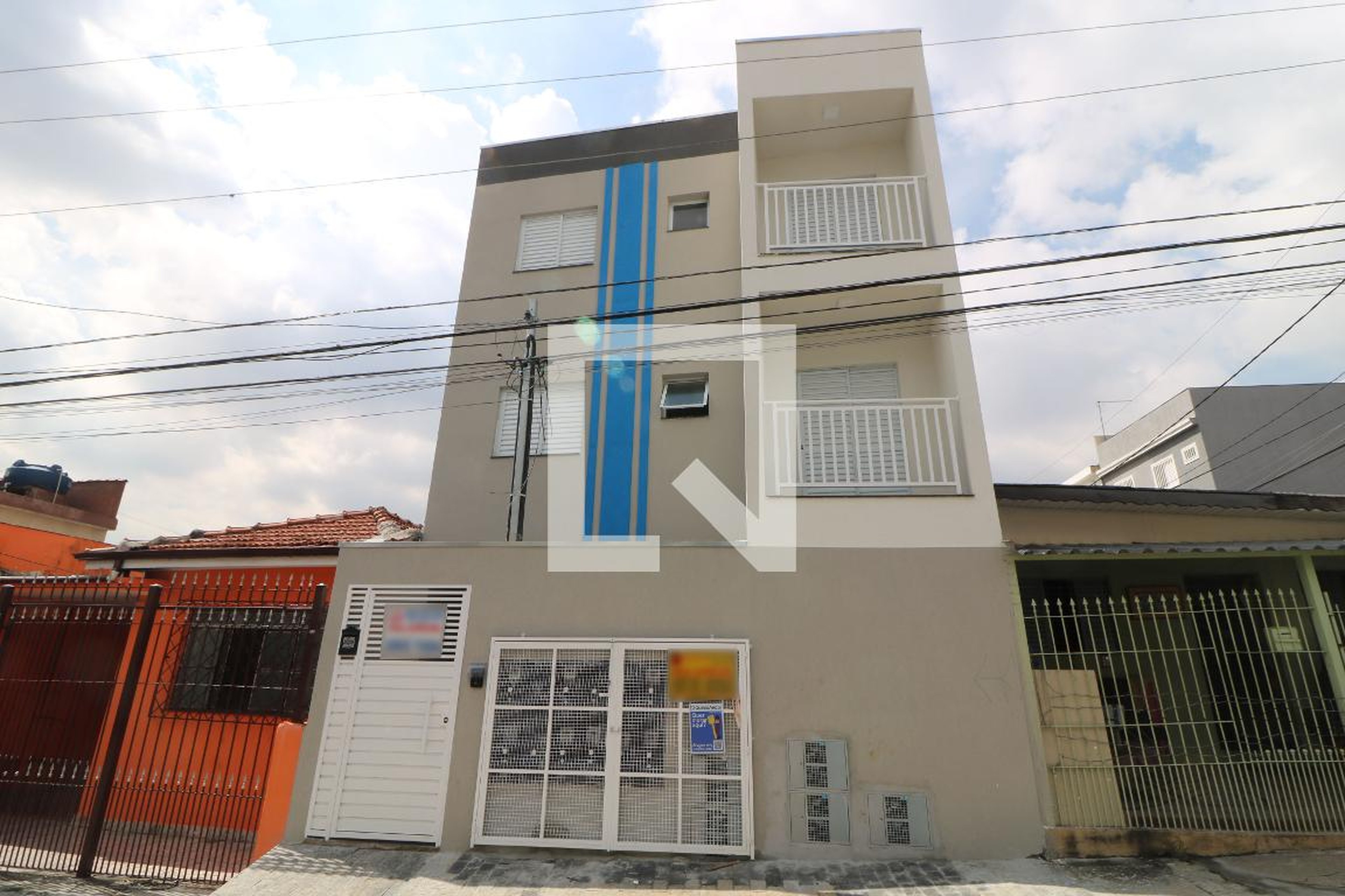 Fachada do Prédio Condomínio em Rua Pierrotinho, 37