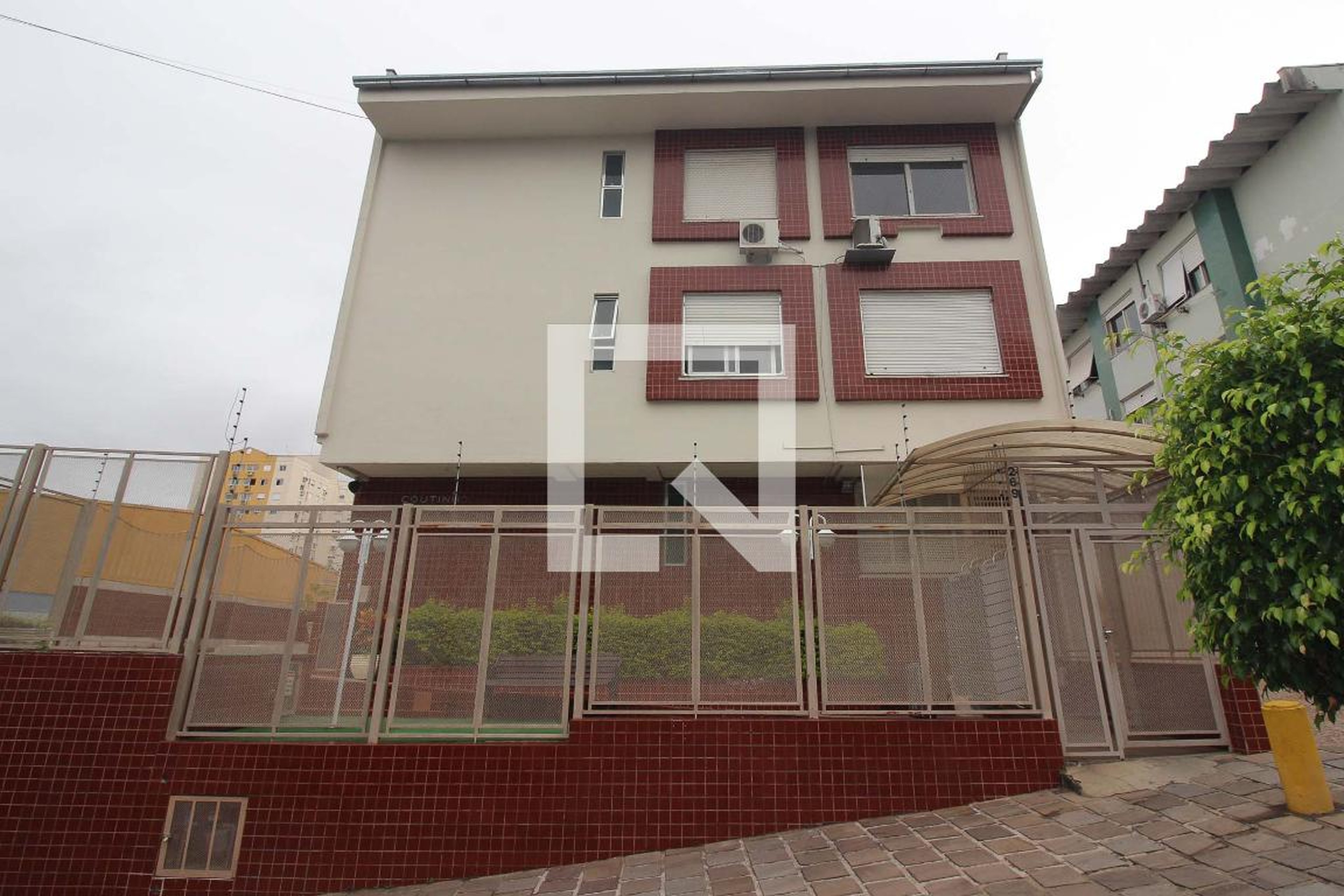 Fachada do Prédio Condomínio Coutinho