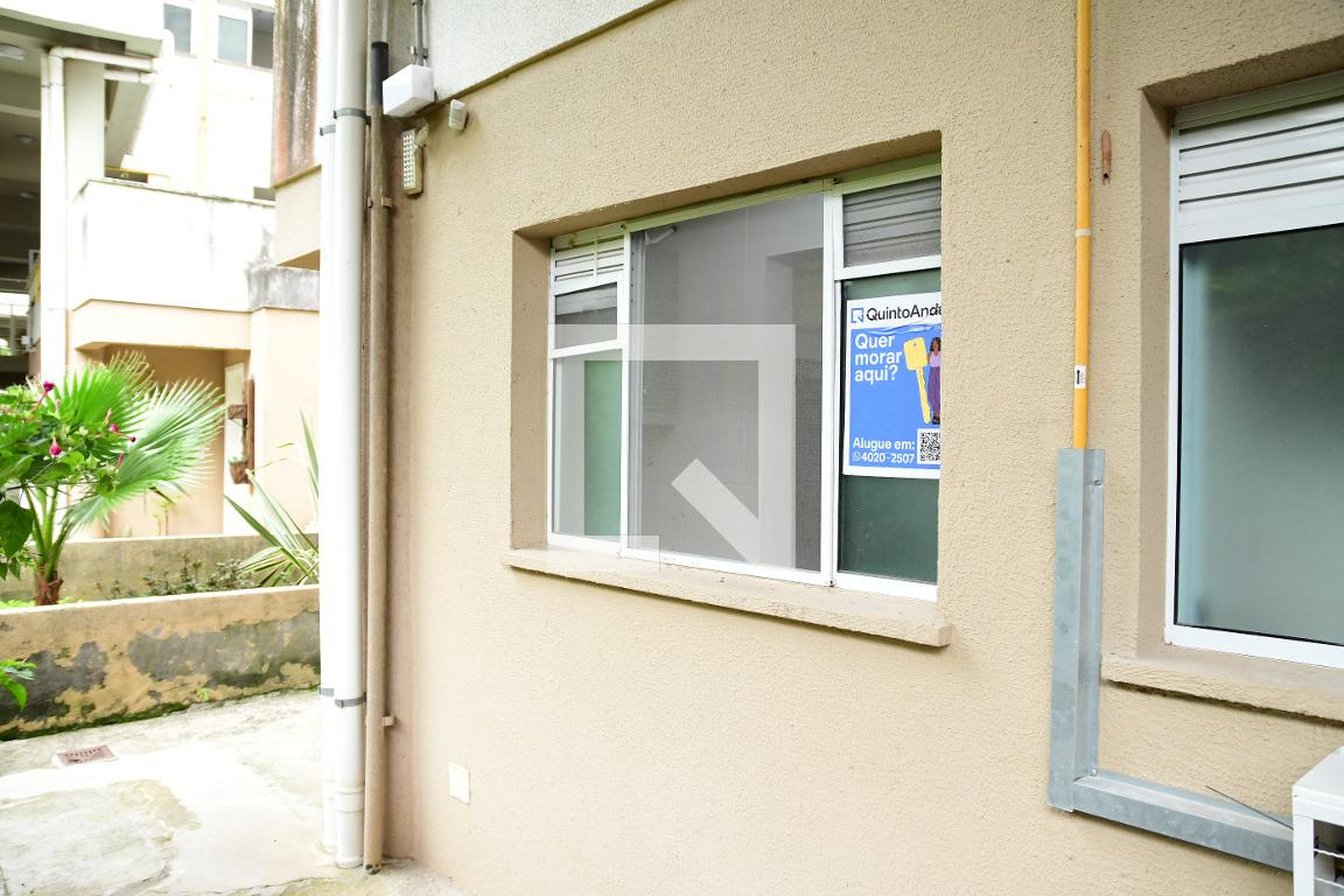 Fachada Condomínio em Rua Delta, 195