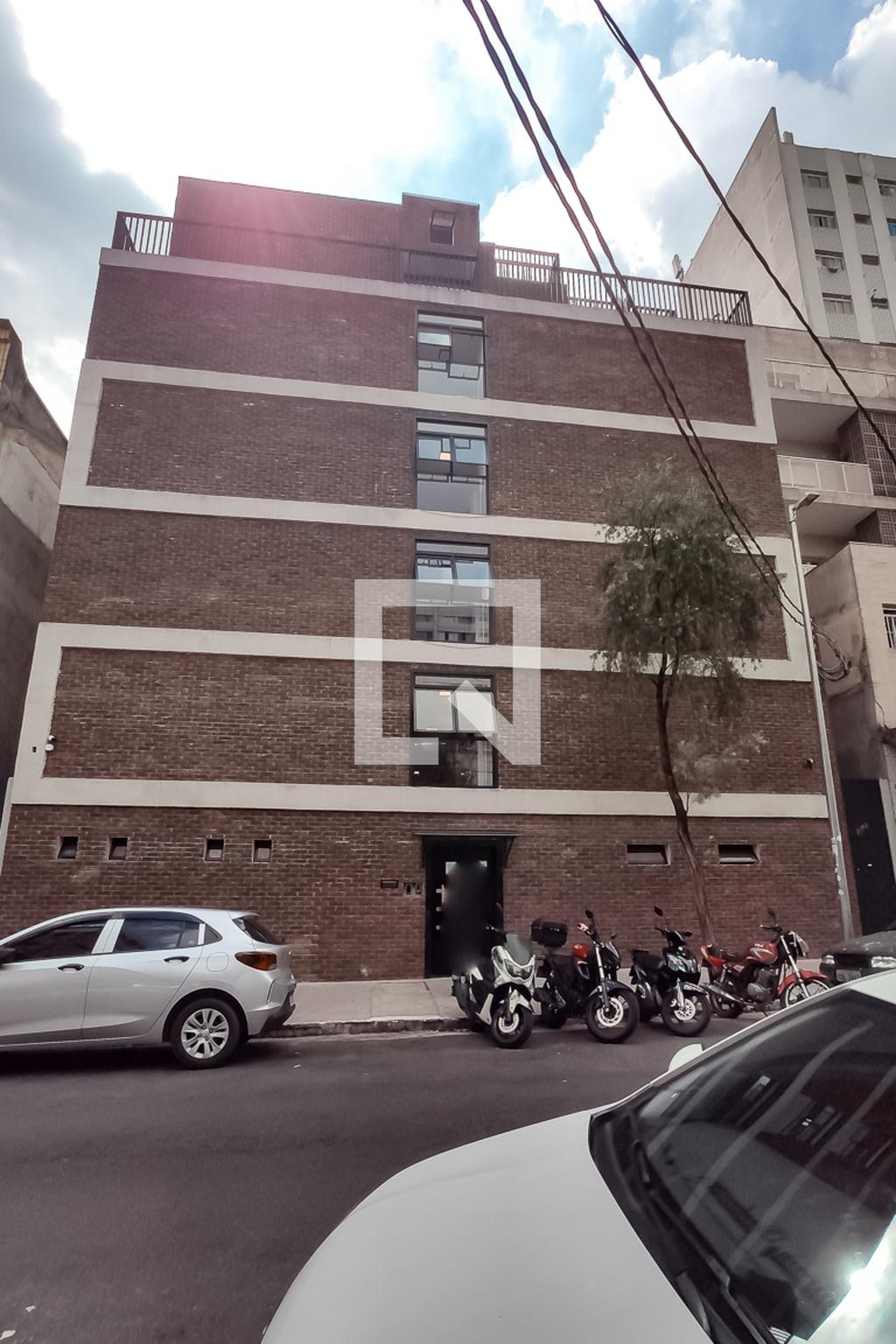 Fachada Condomínio em Rua Major Diogo, 569