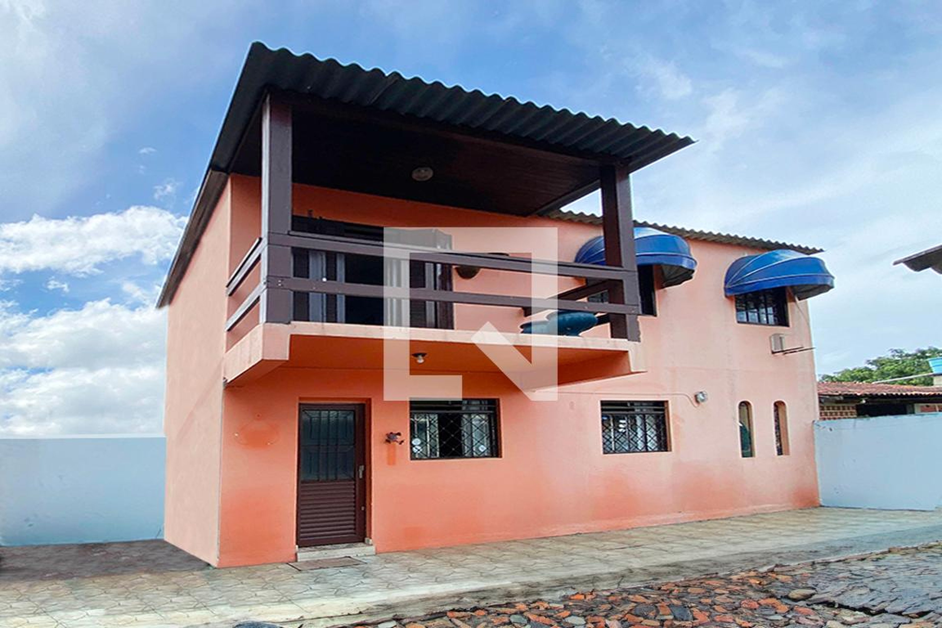 Fachada Condomínio em Rua Blumenau, 421