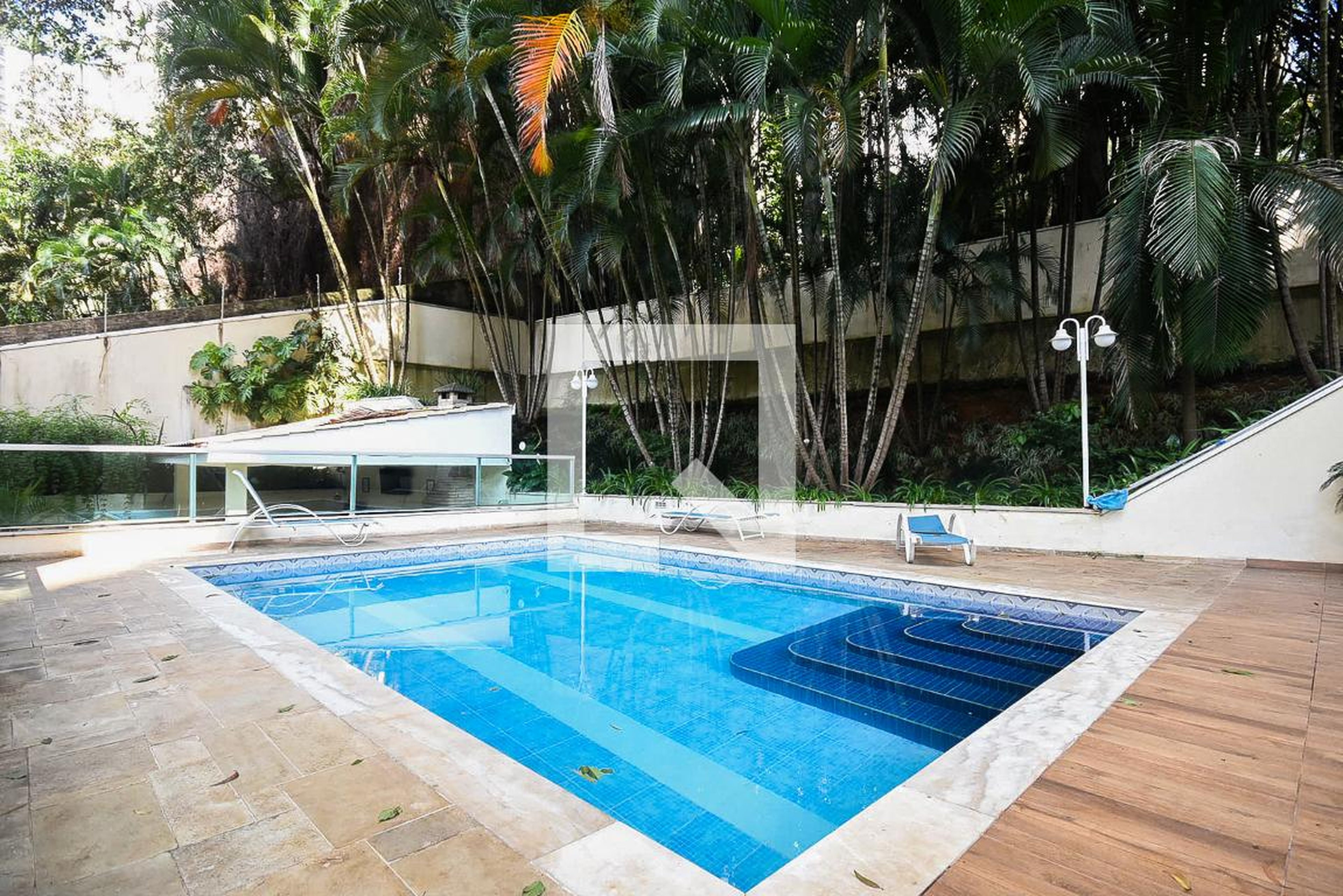 Piscina - Edifício Nemesis