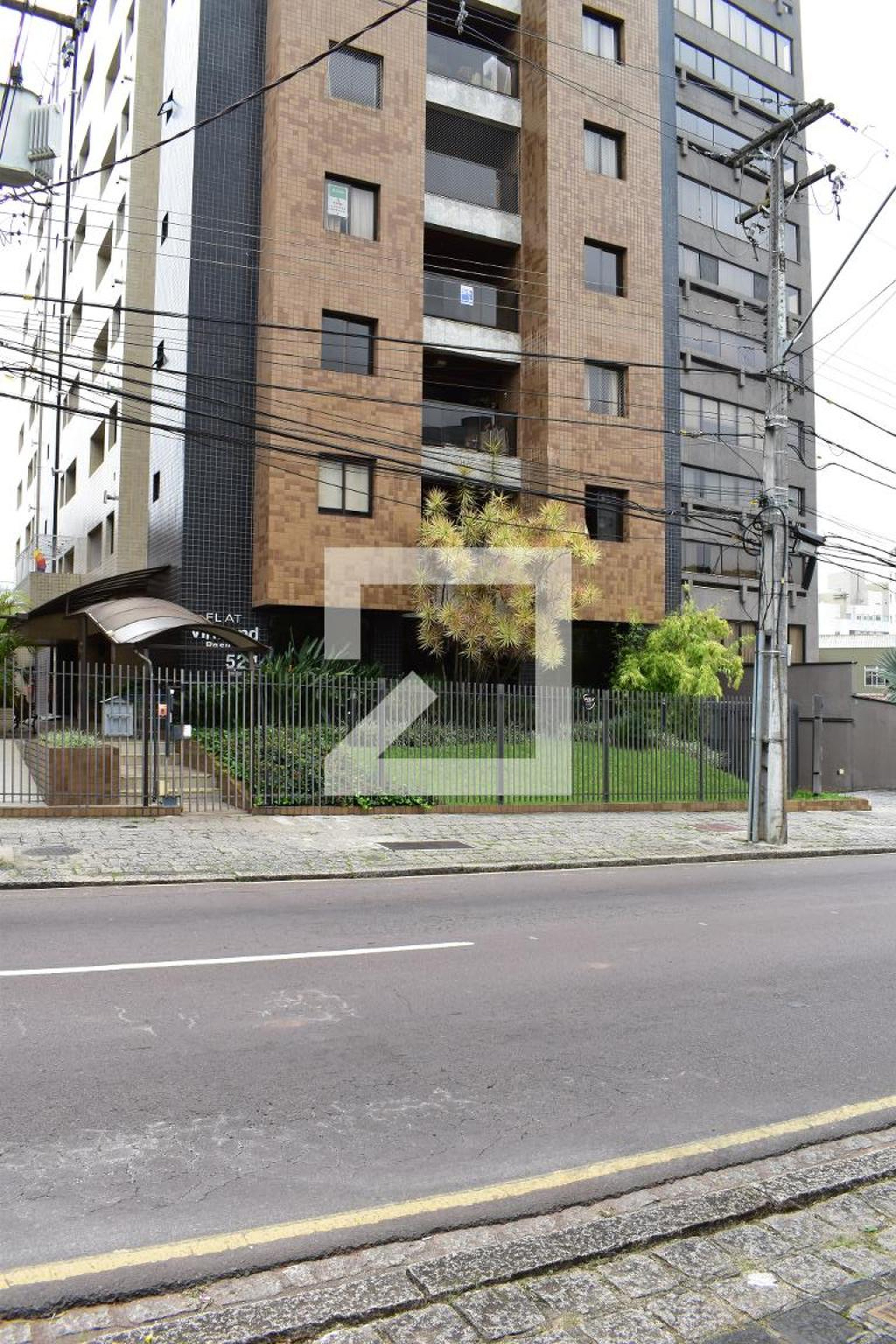 Fachada do condomínio Edifício Virmond