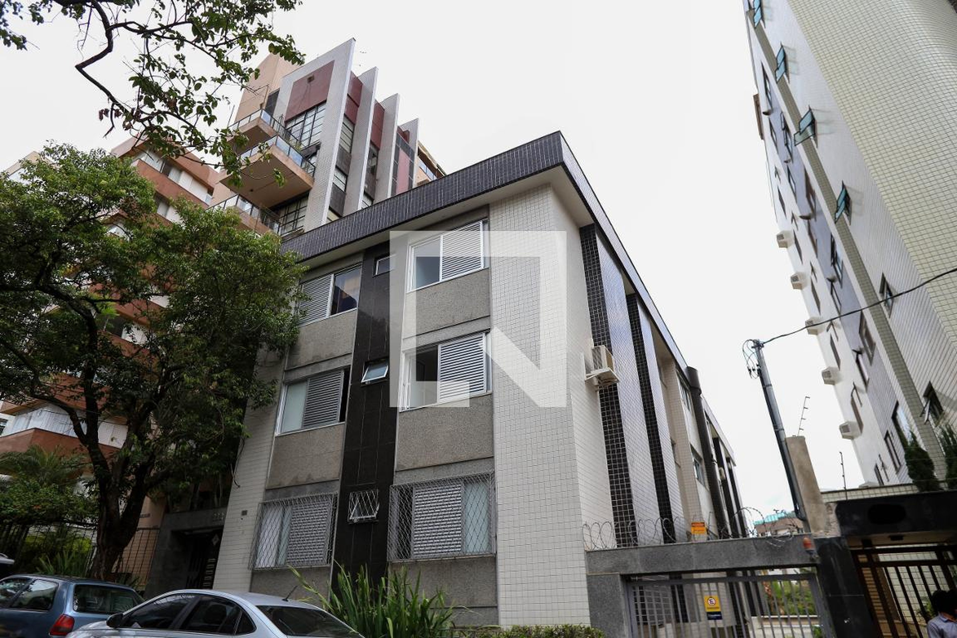 Fachada Condomínio em Rua Raul Pompéia, 222