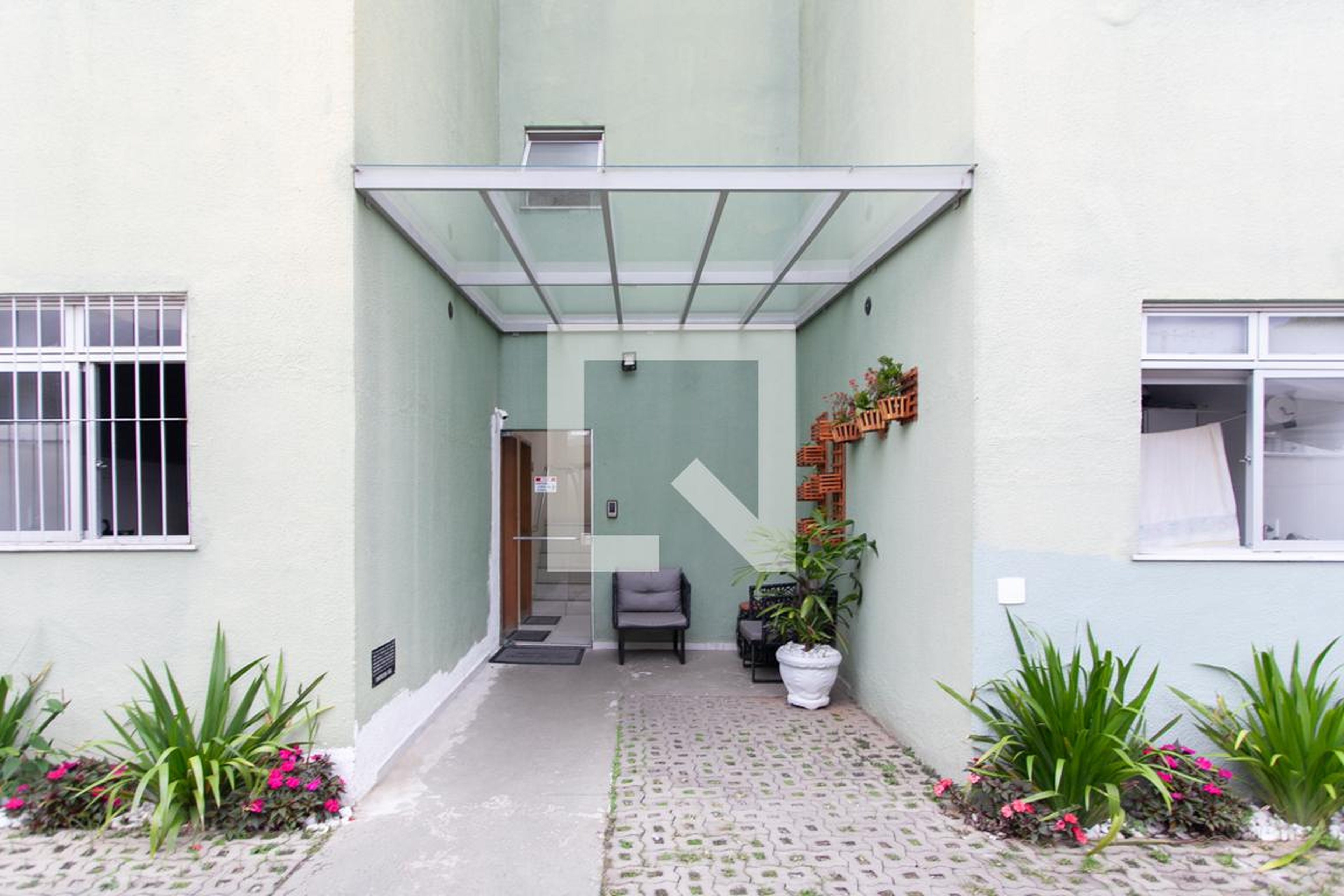 Entrada do Prédio - null