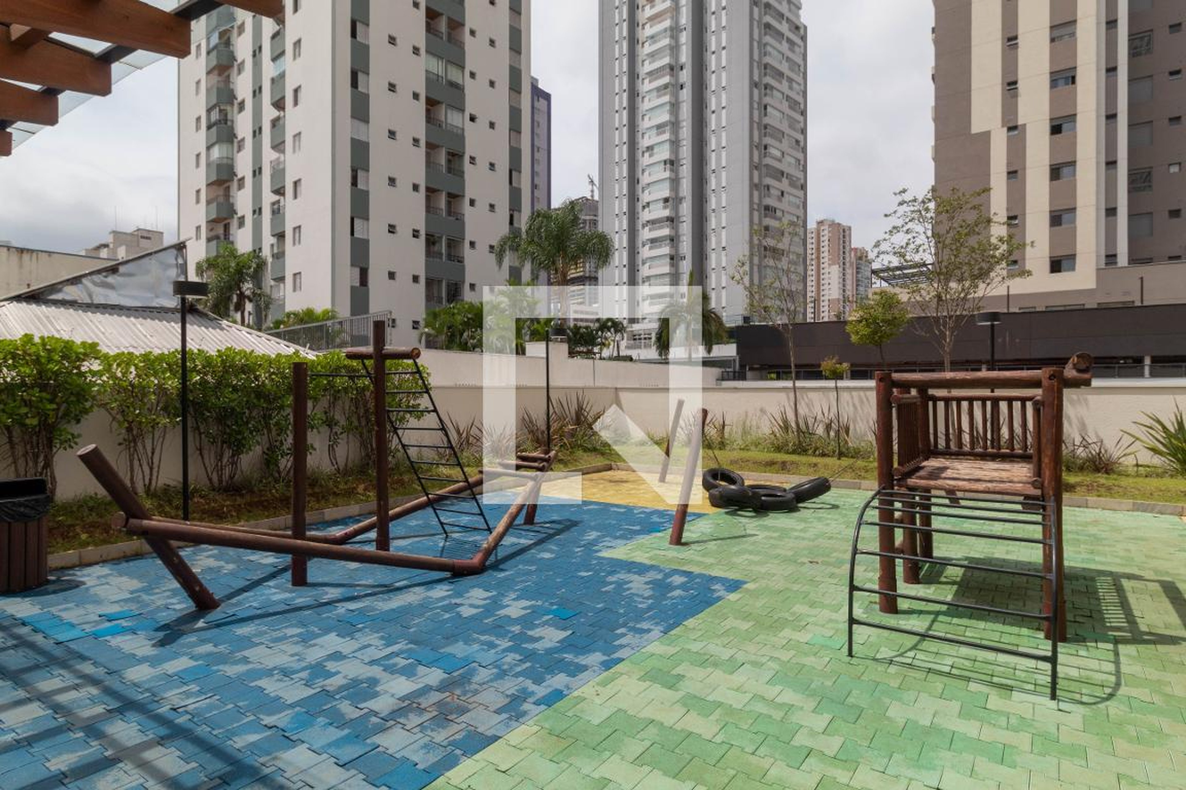 Playground - The Gardens Seasons