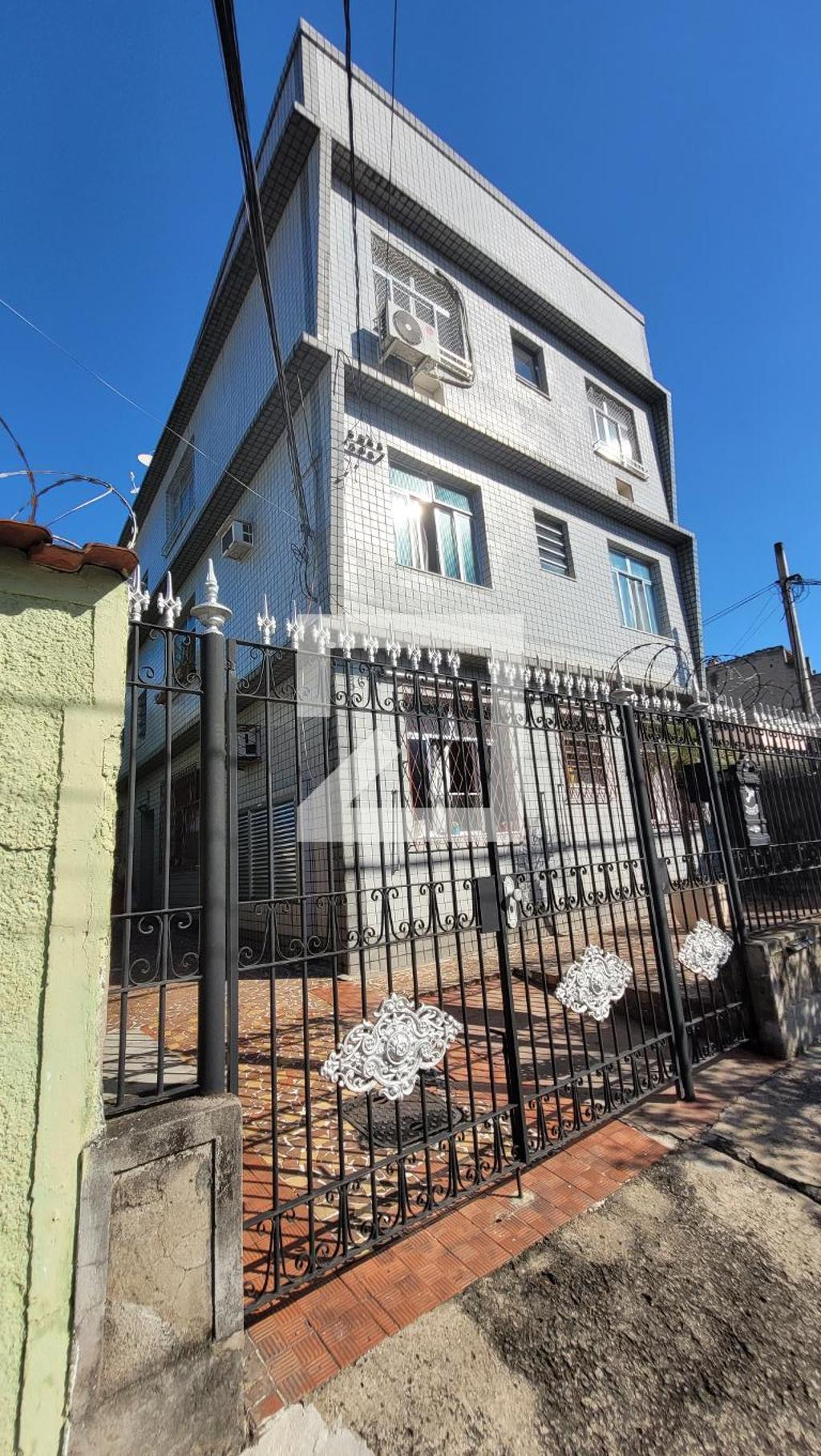 Fachada Condomínio em Rua Volta, 365