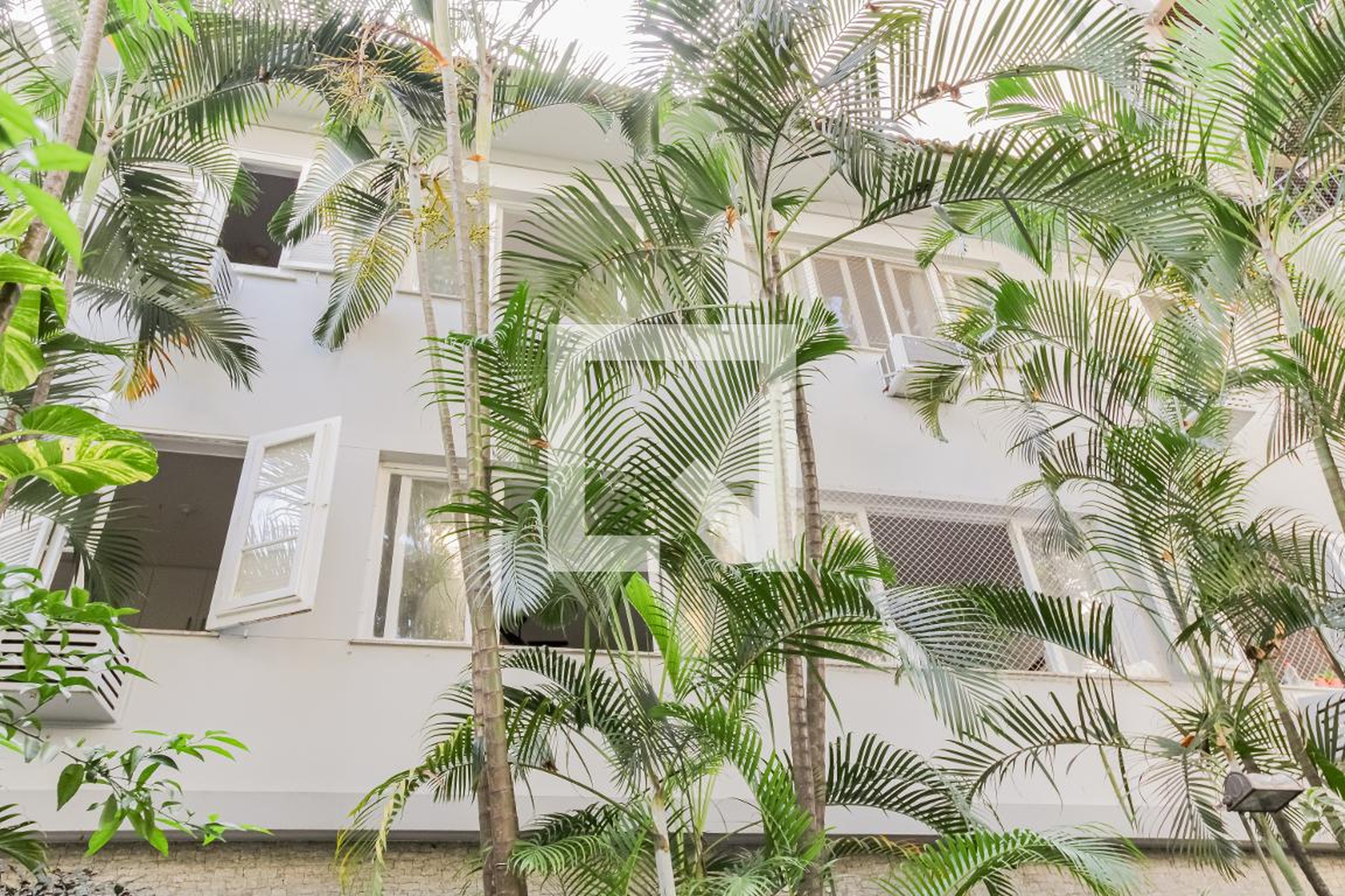 Fachada do Prédio Condomínio em Rua Décio Vilares, 301