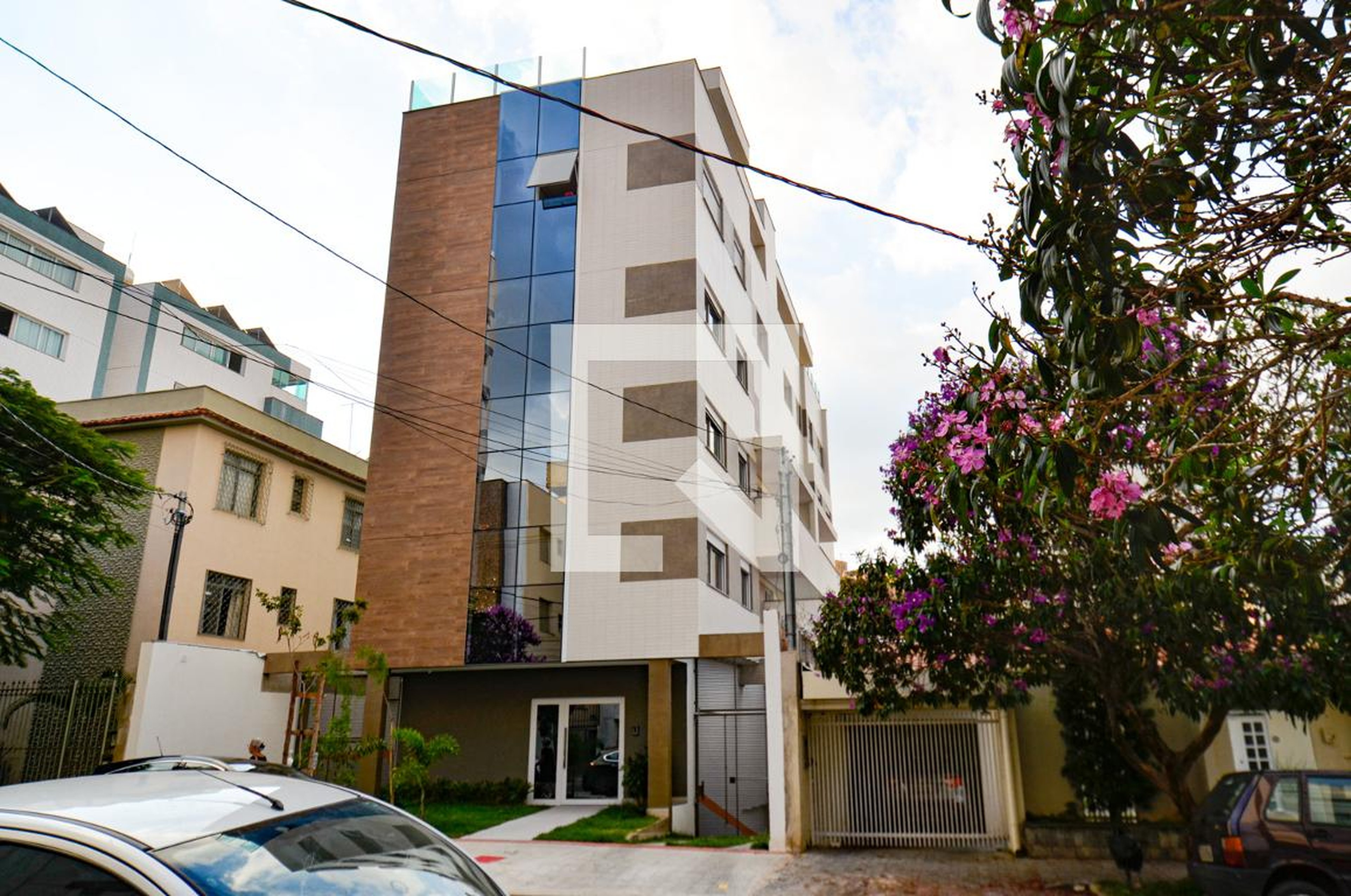 Fachada do predio Condomínio em Rua Paulo Nunes Vieira, 65