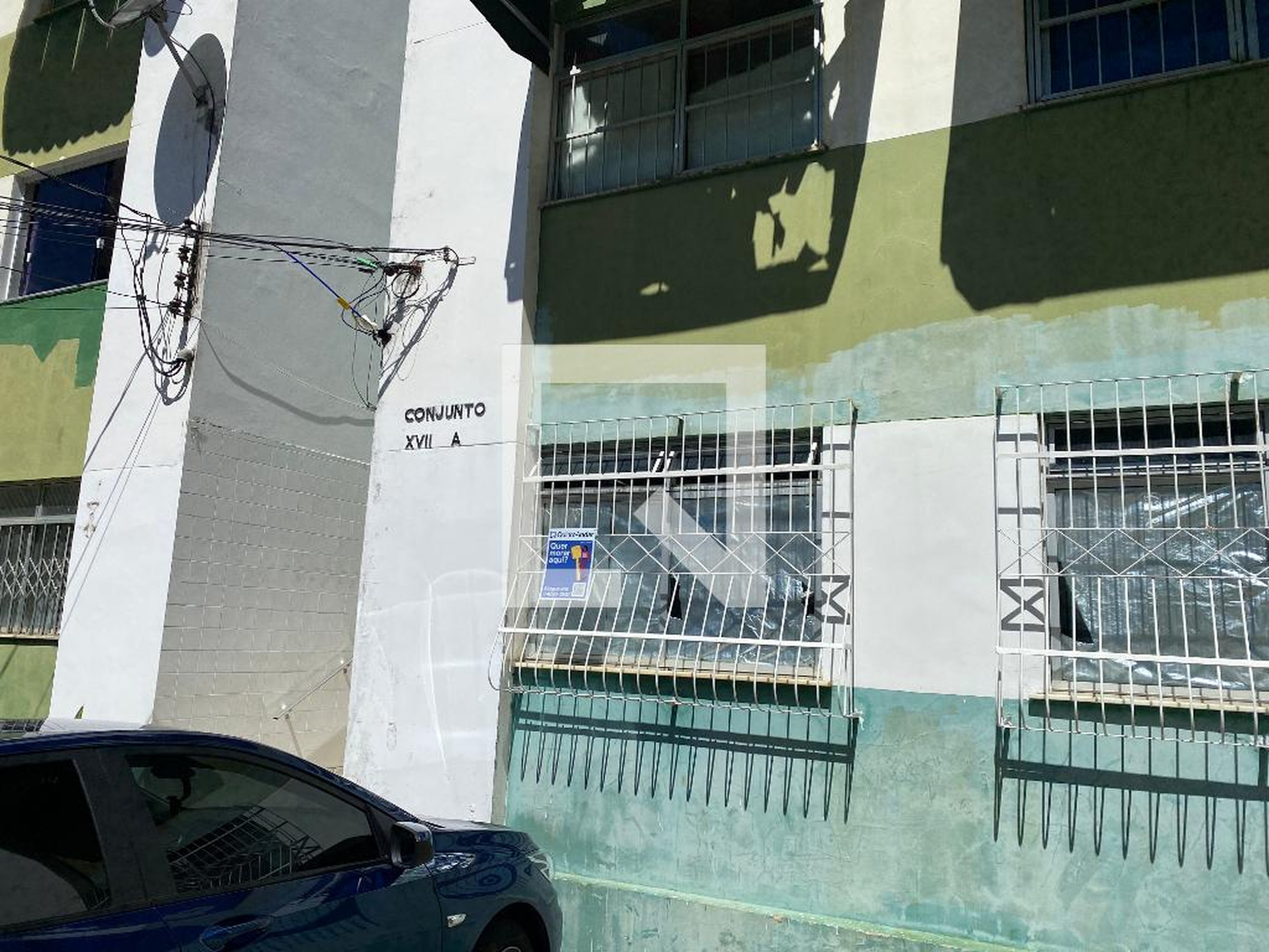 Fachada Condomínio em Rua Engenheiro Rubéns Píres Ferreira, 296
