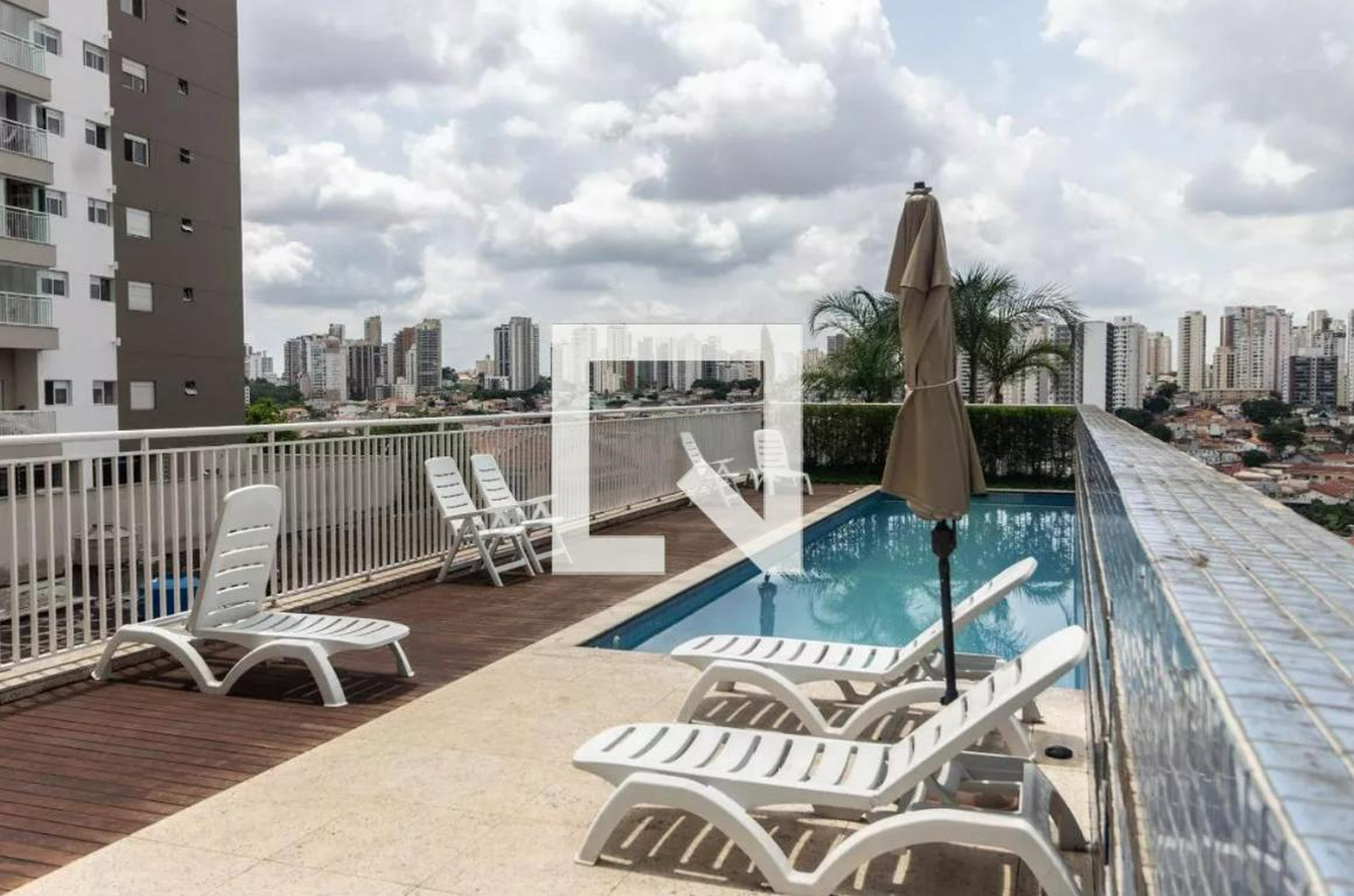 Piscina - Near Parque Santana