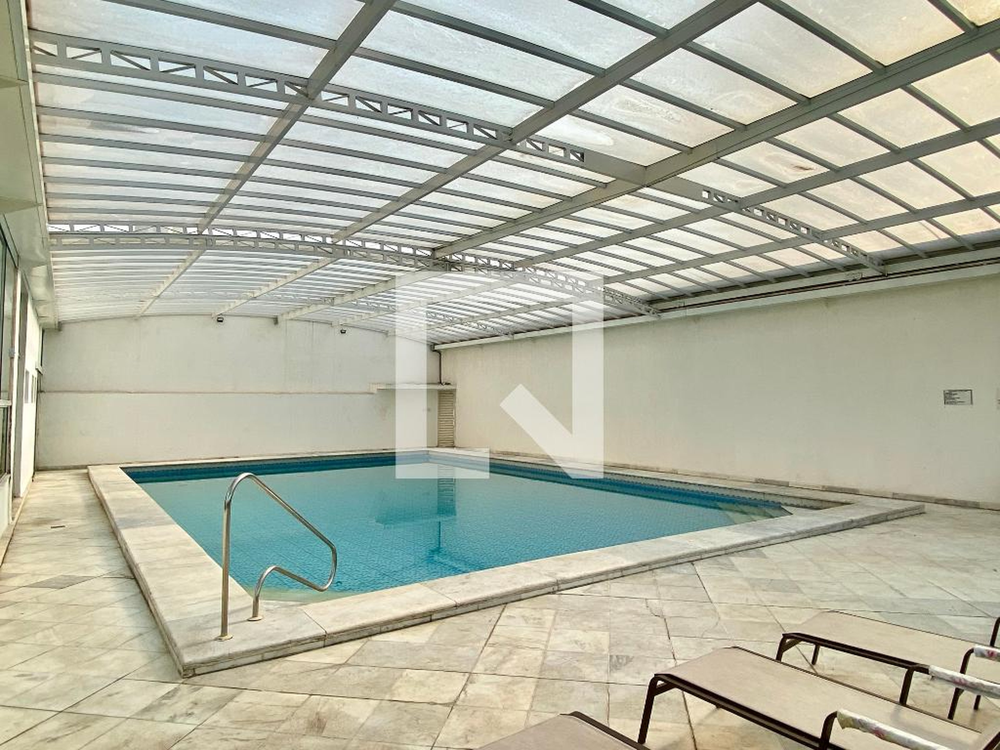 Piscina - Edificio Tulipas