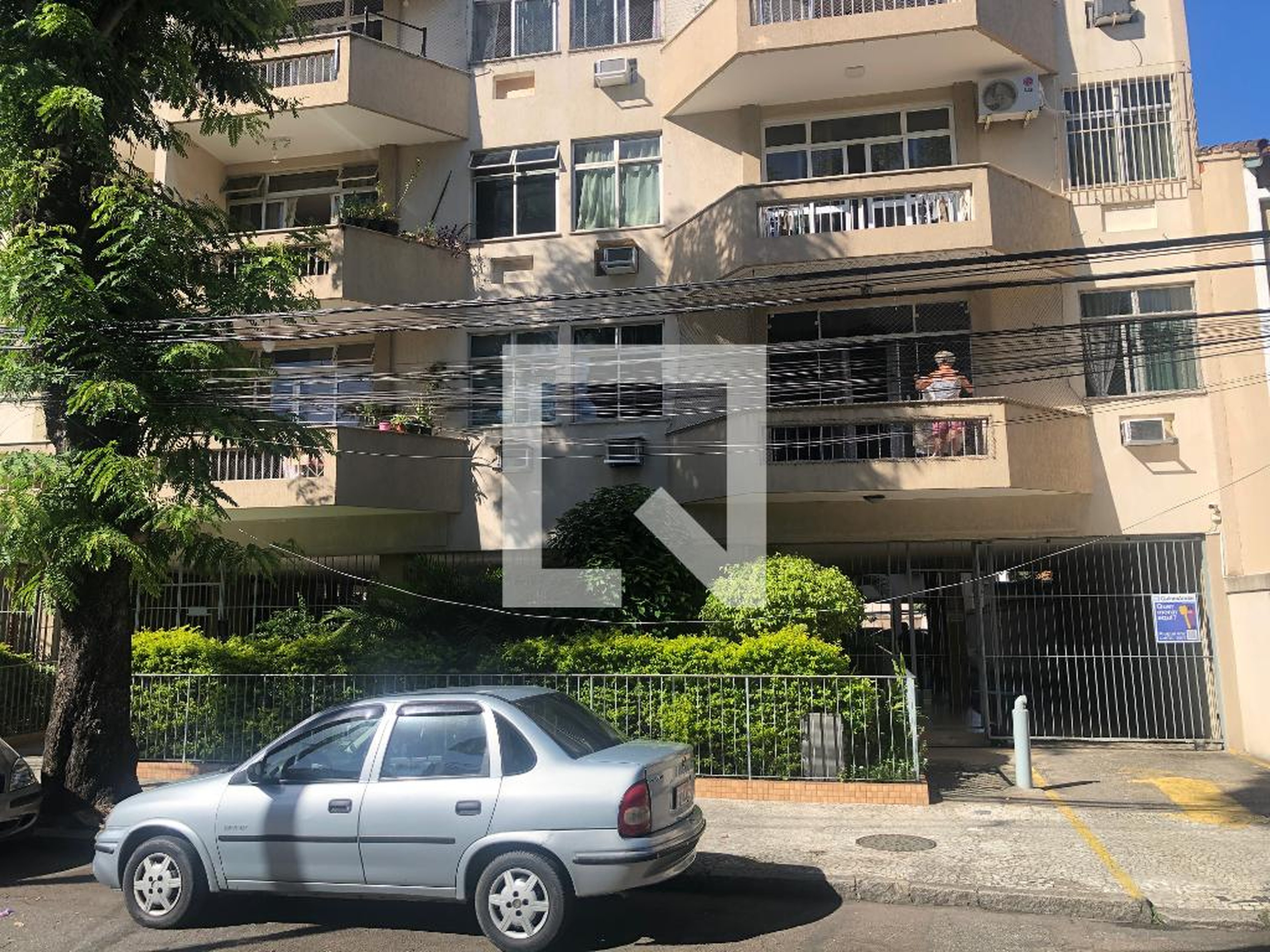 Fachada Condomínio em Rua Joel Serrão, 287