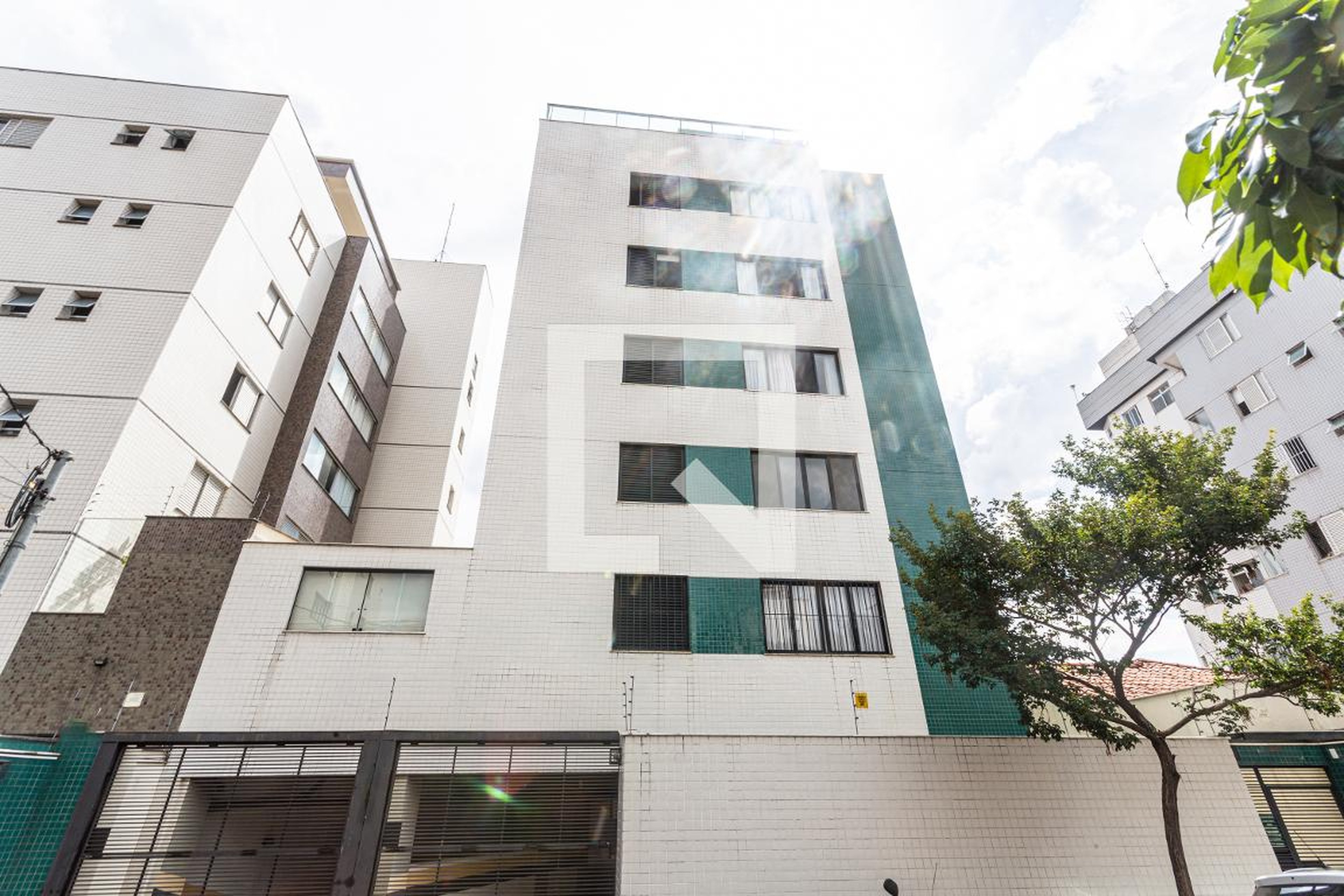 Fachada Condomínio em Rua Viamão, 812