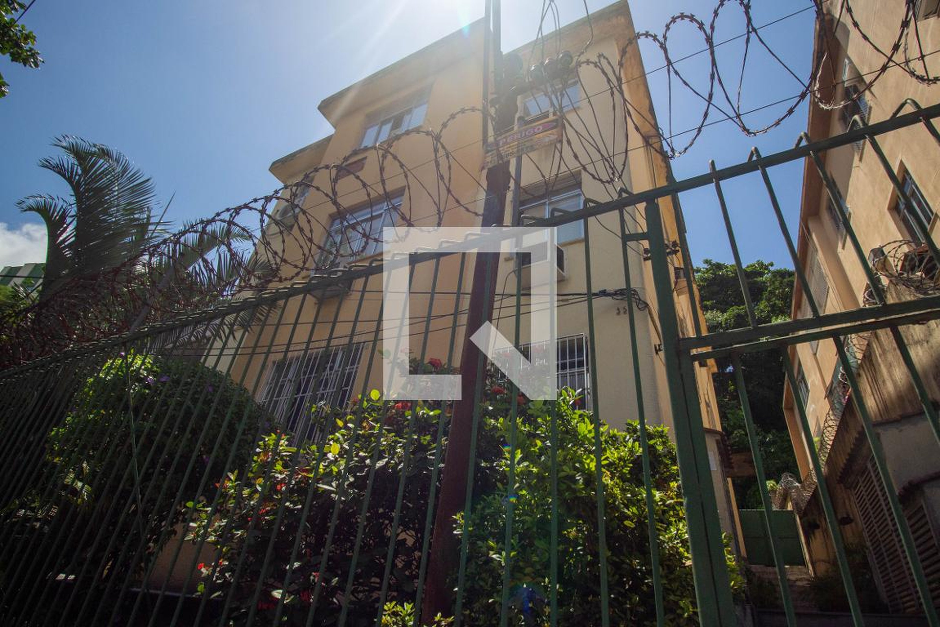 Fachada Condomínio em Rua Aristides Lobo, 35