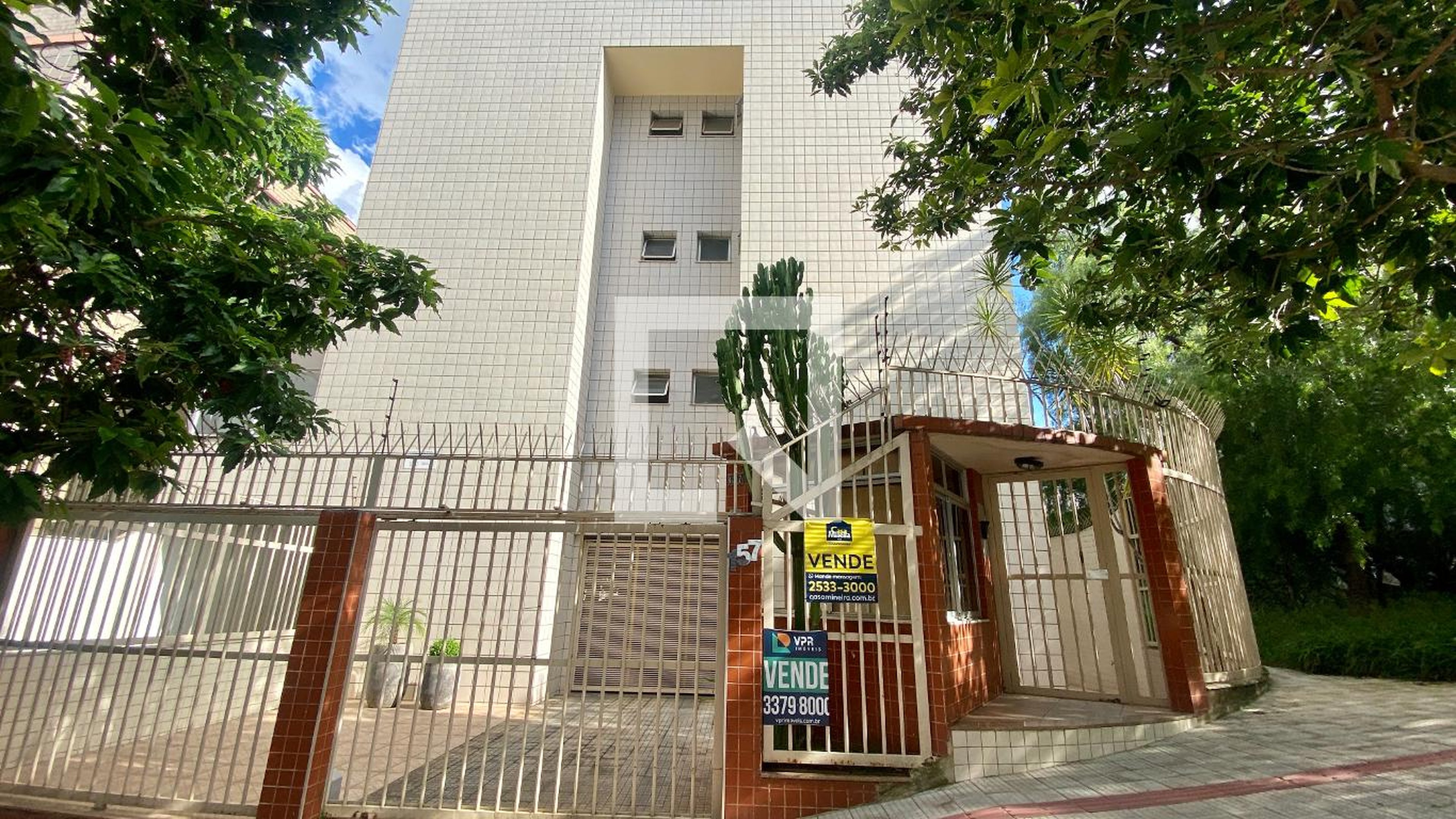 Fachada do Prédio Condomínio Aramis