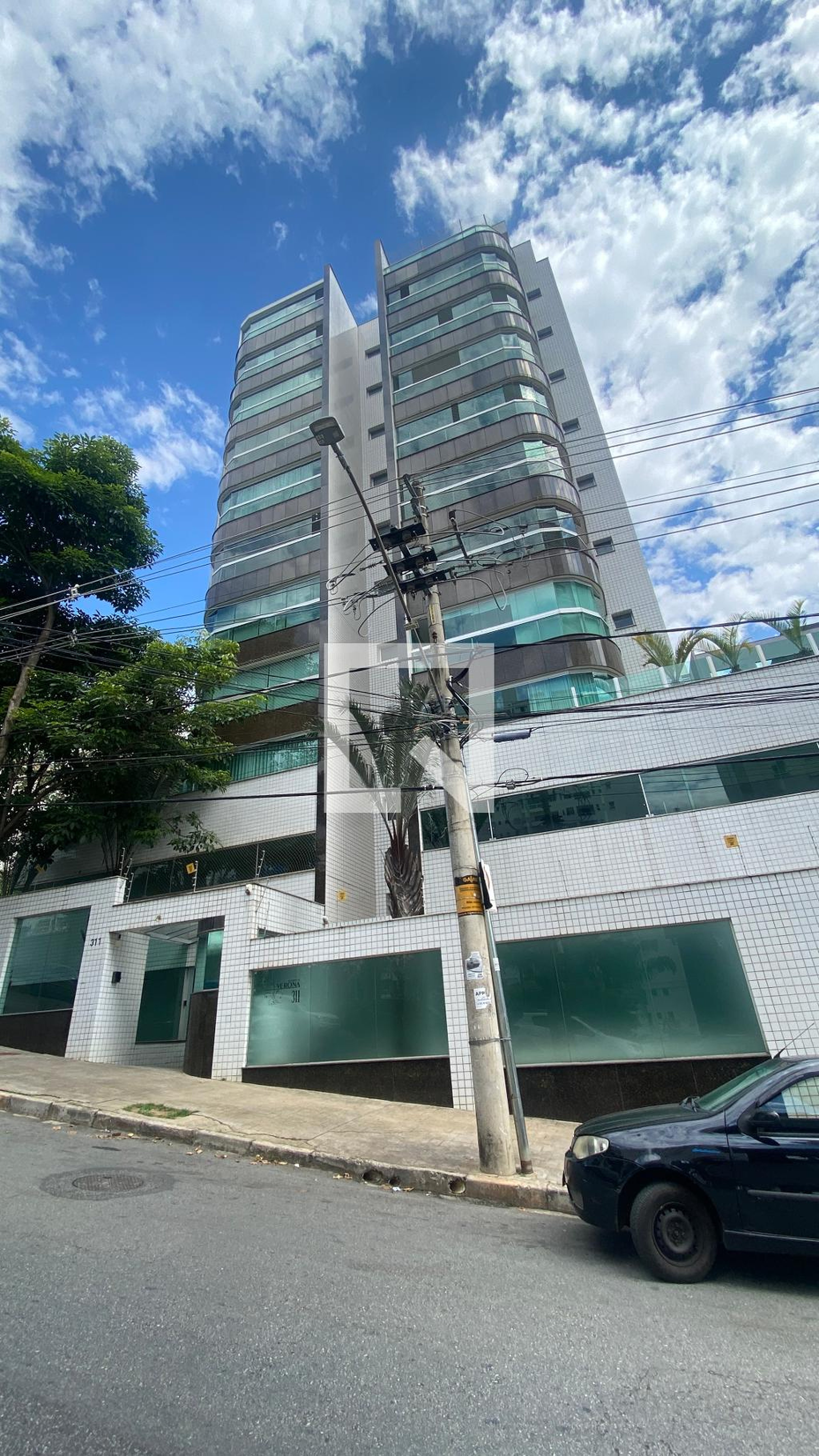 Fachada do Prédio Condomínio Verona