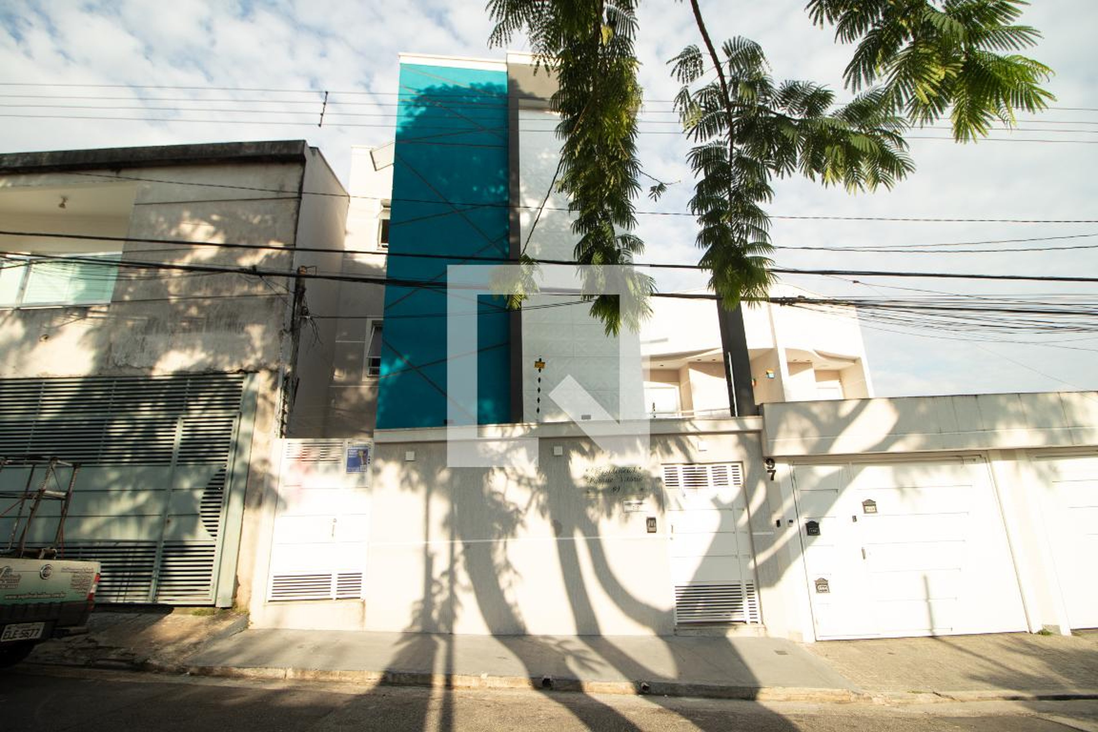 Fachada Condomínio em Rua Santa Teresa de Jesus, 89