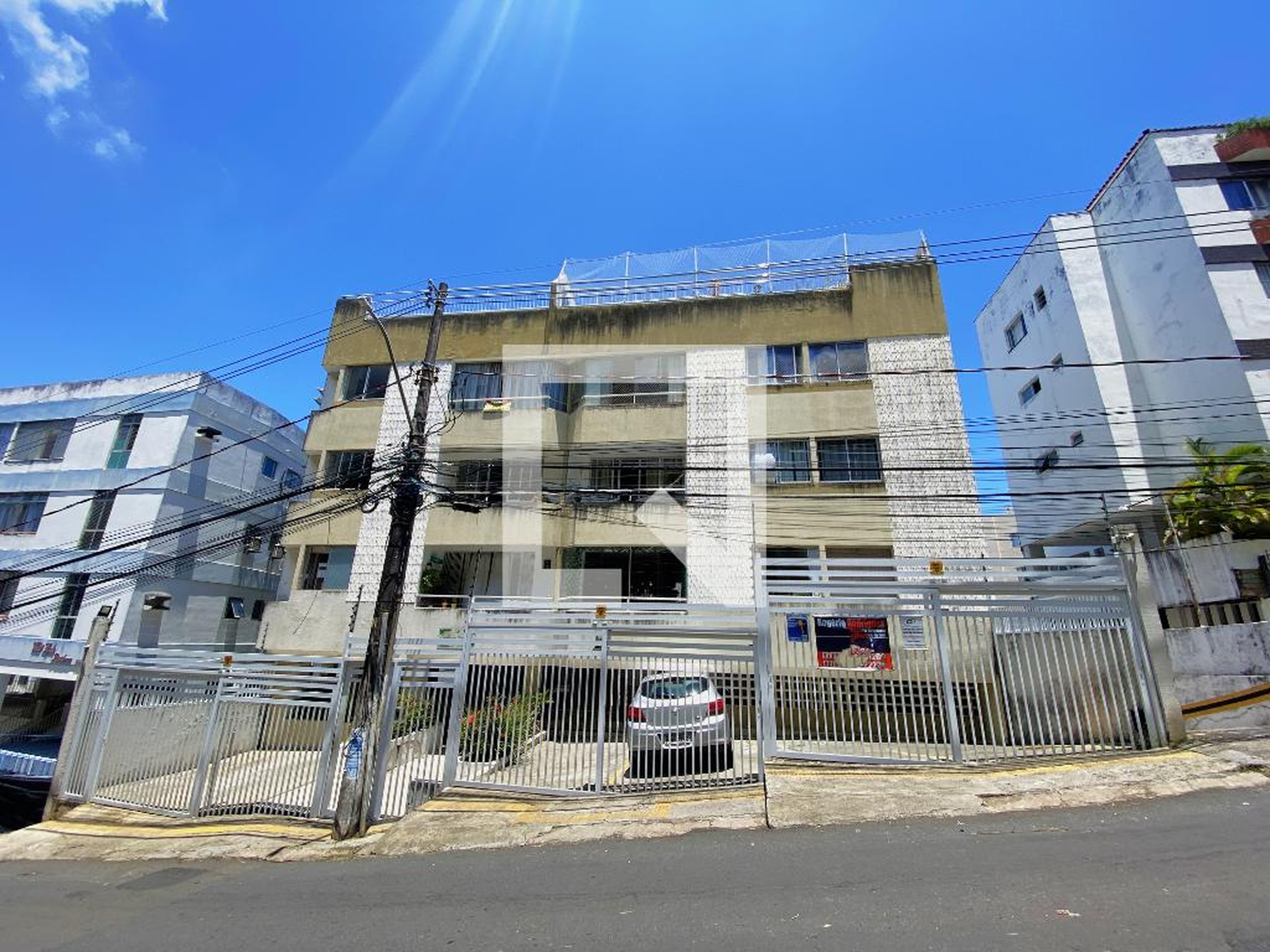 Fachada Condomínio em Rua Maragogipe, 167