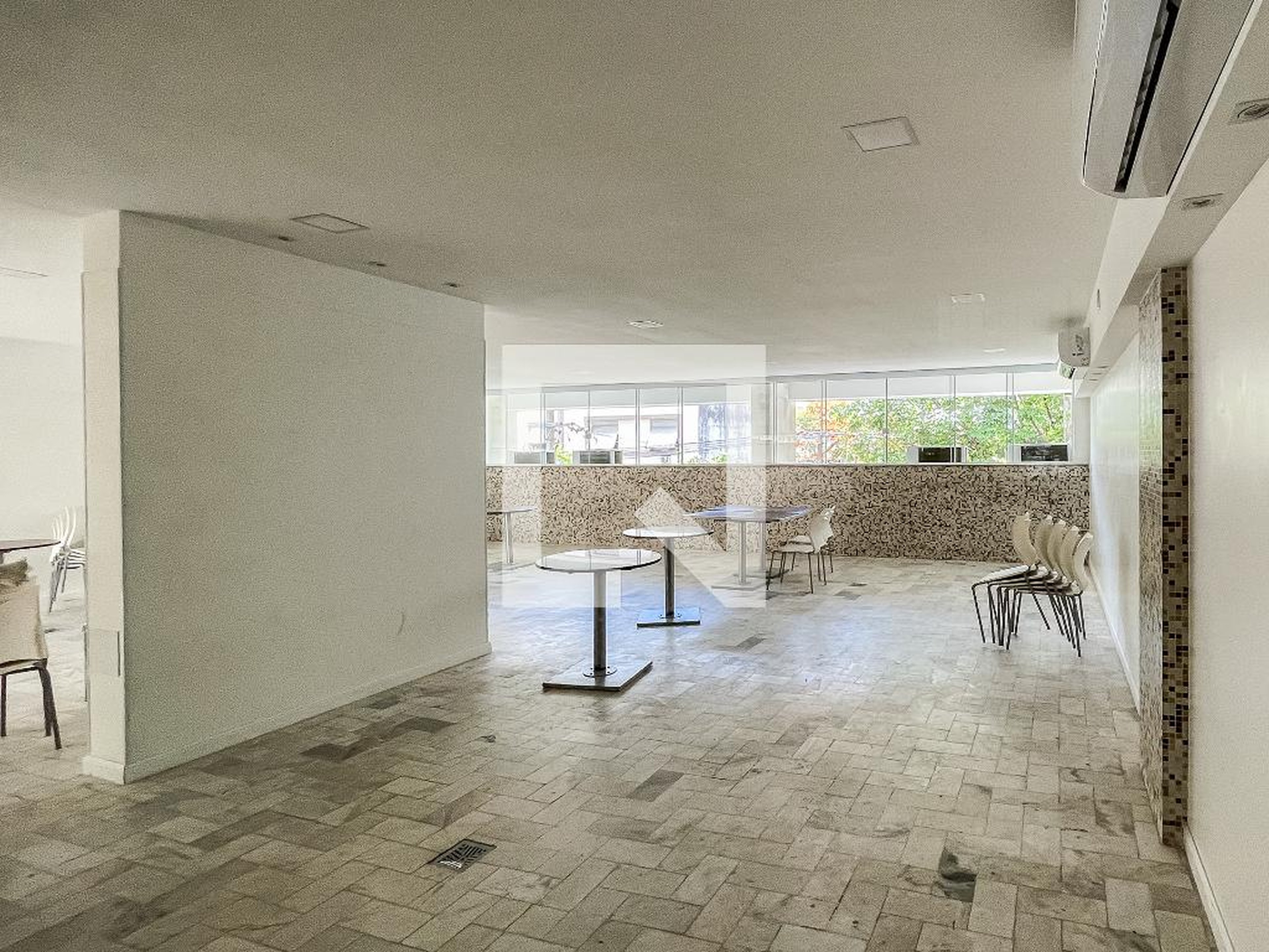 Área comum - Leal Netto