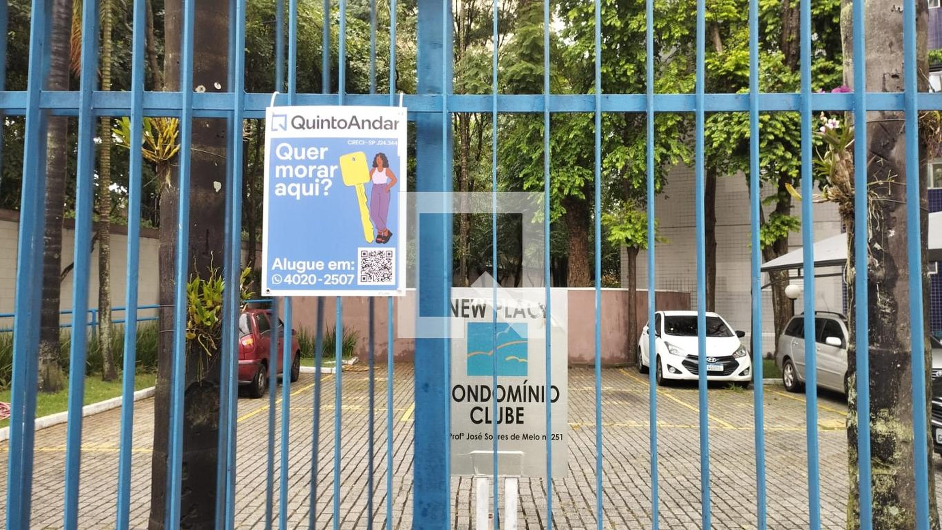 Fachada Condomínio em Rua Professor José Soares de Mello, 53