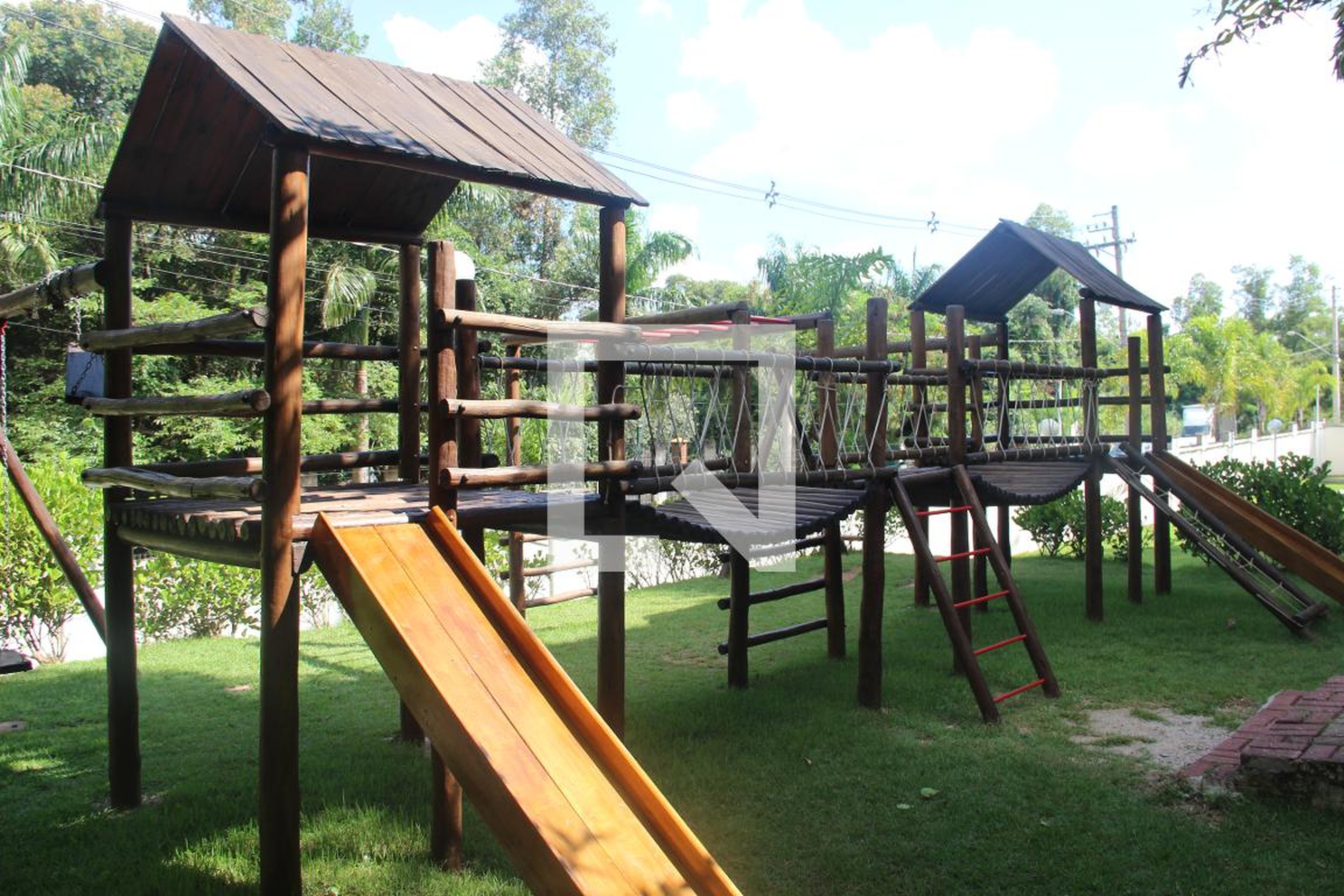 Playground - Parque Serrano