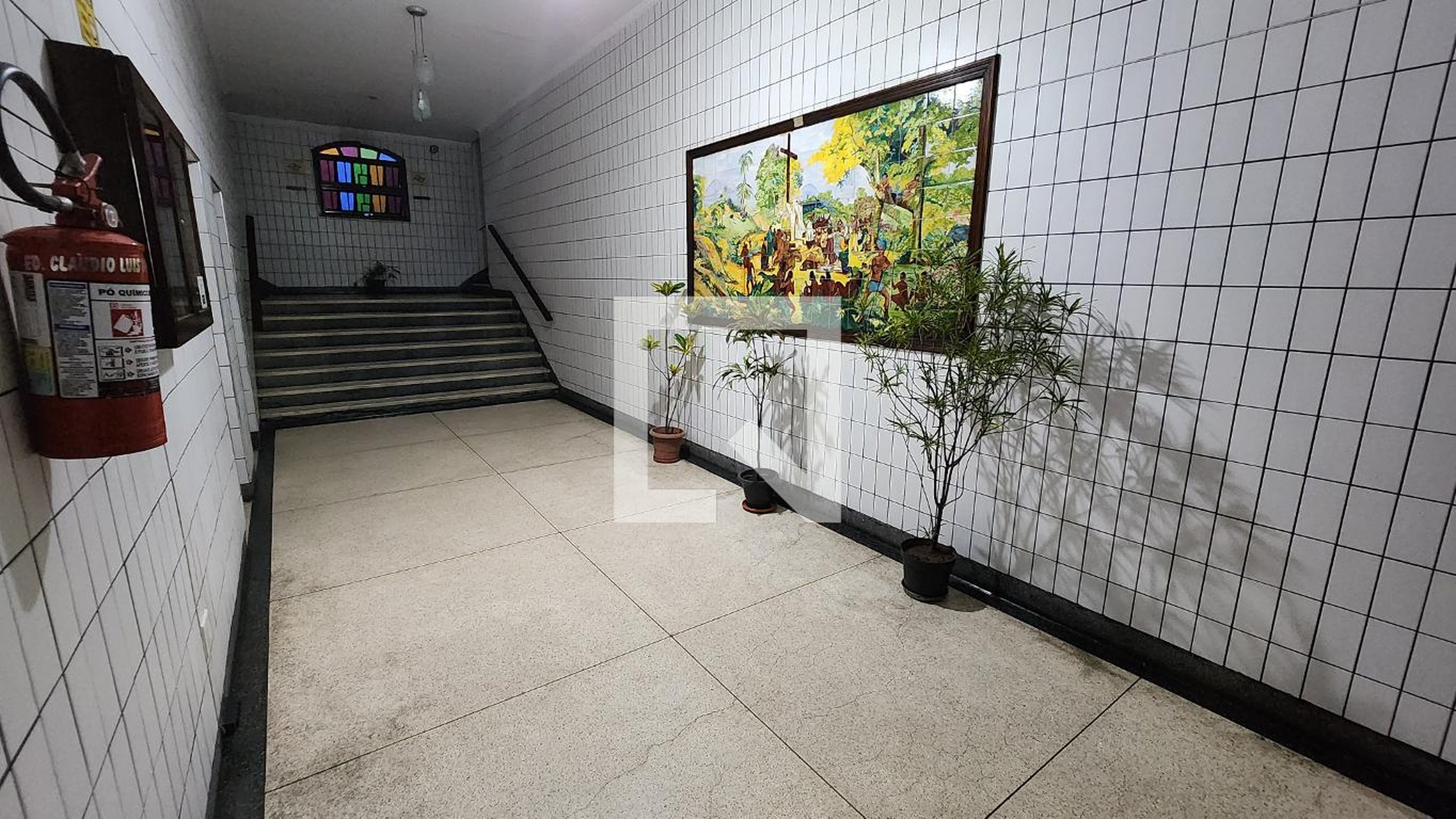 Hall de entrada - DR Claudio L Costa