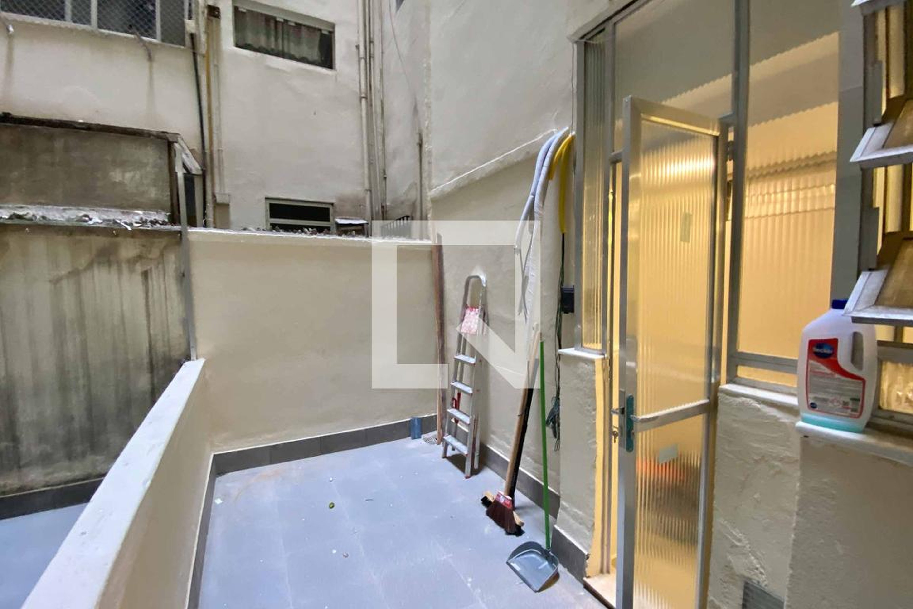 Área externa - Edifício Torre de Bronze