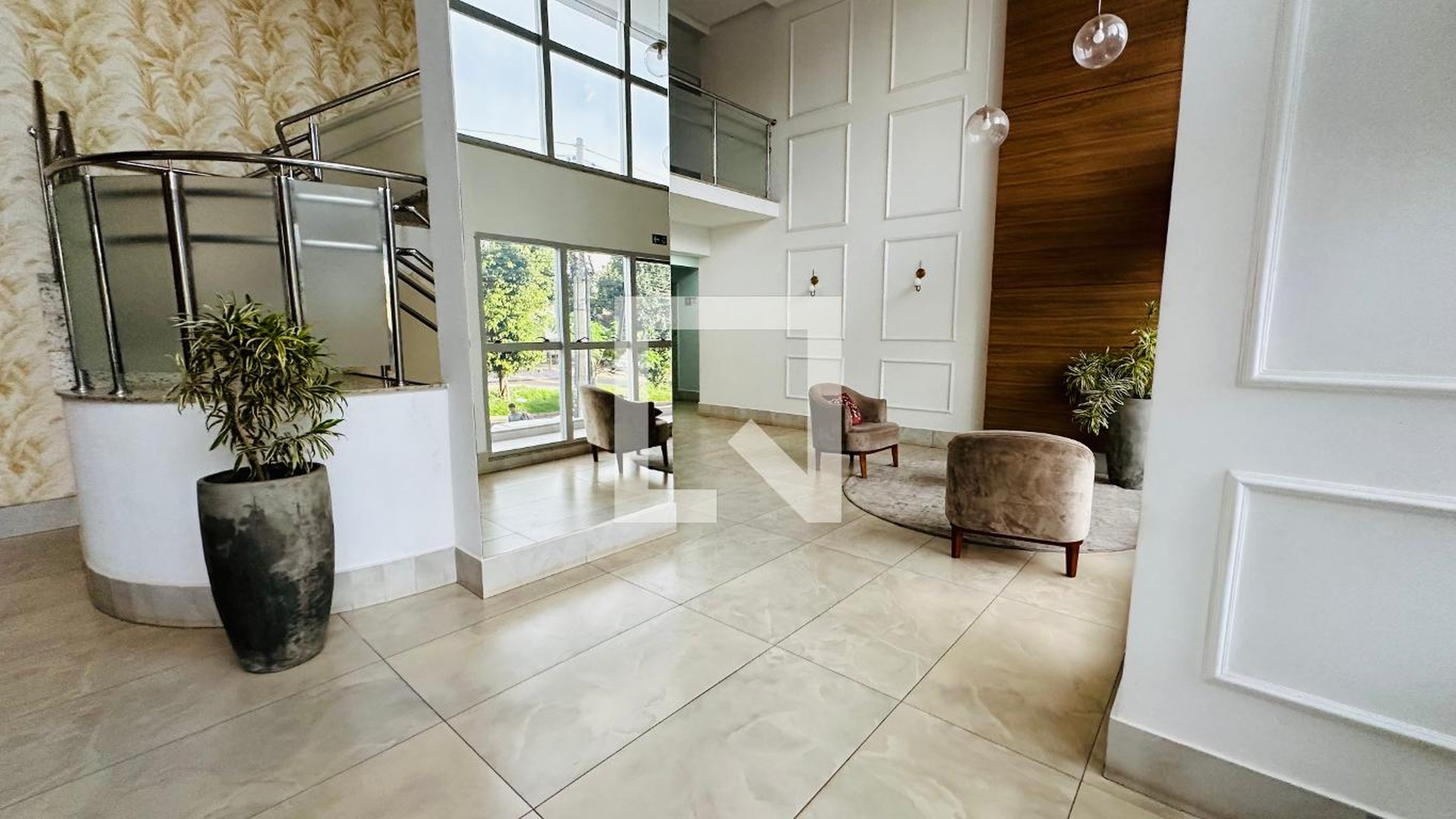 Hall de entrada - Spazio di Lourenzzo