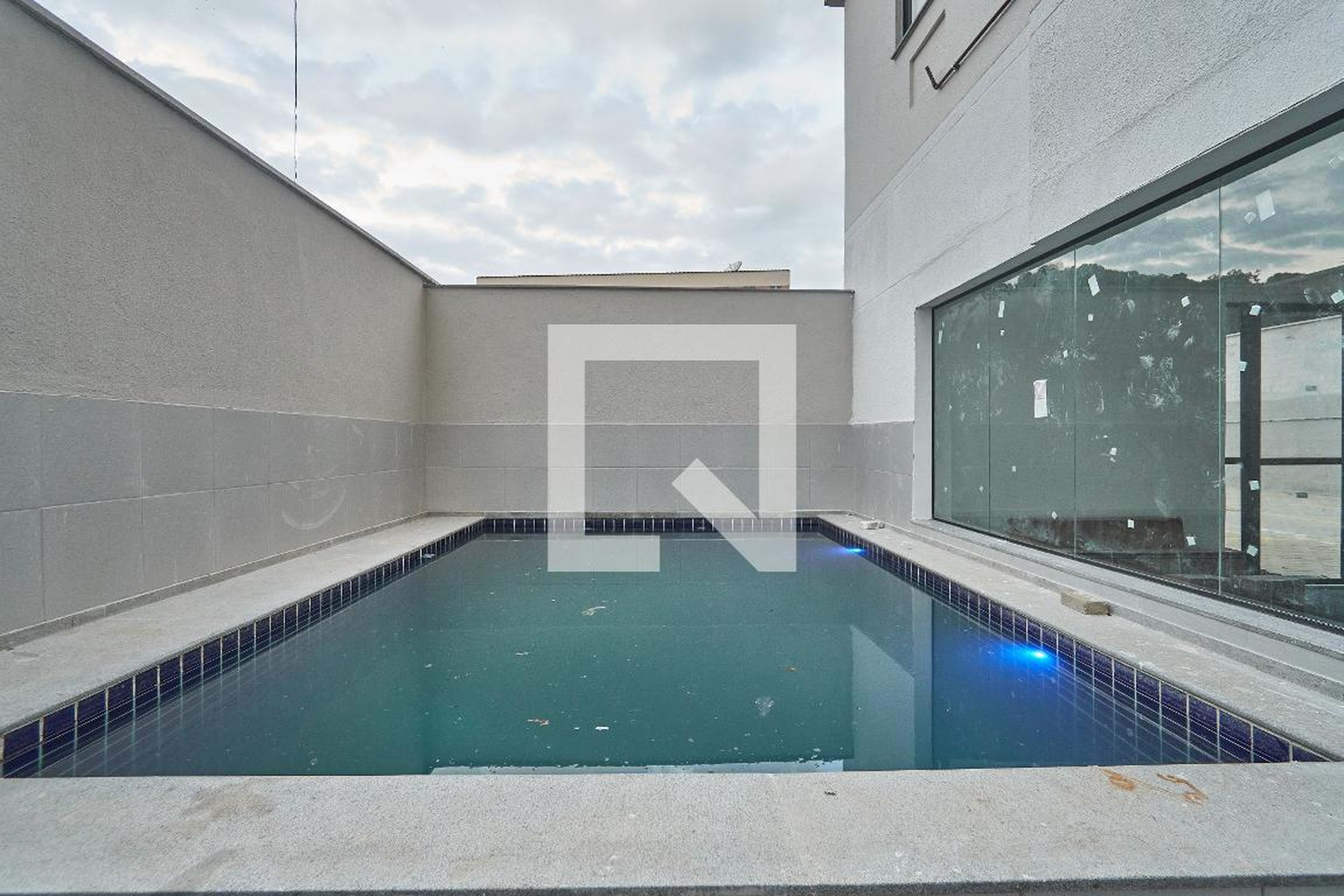 Piscina - Edifício Mobi 187 Residencial