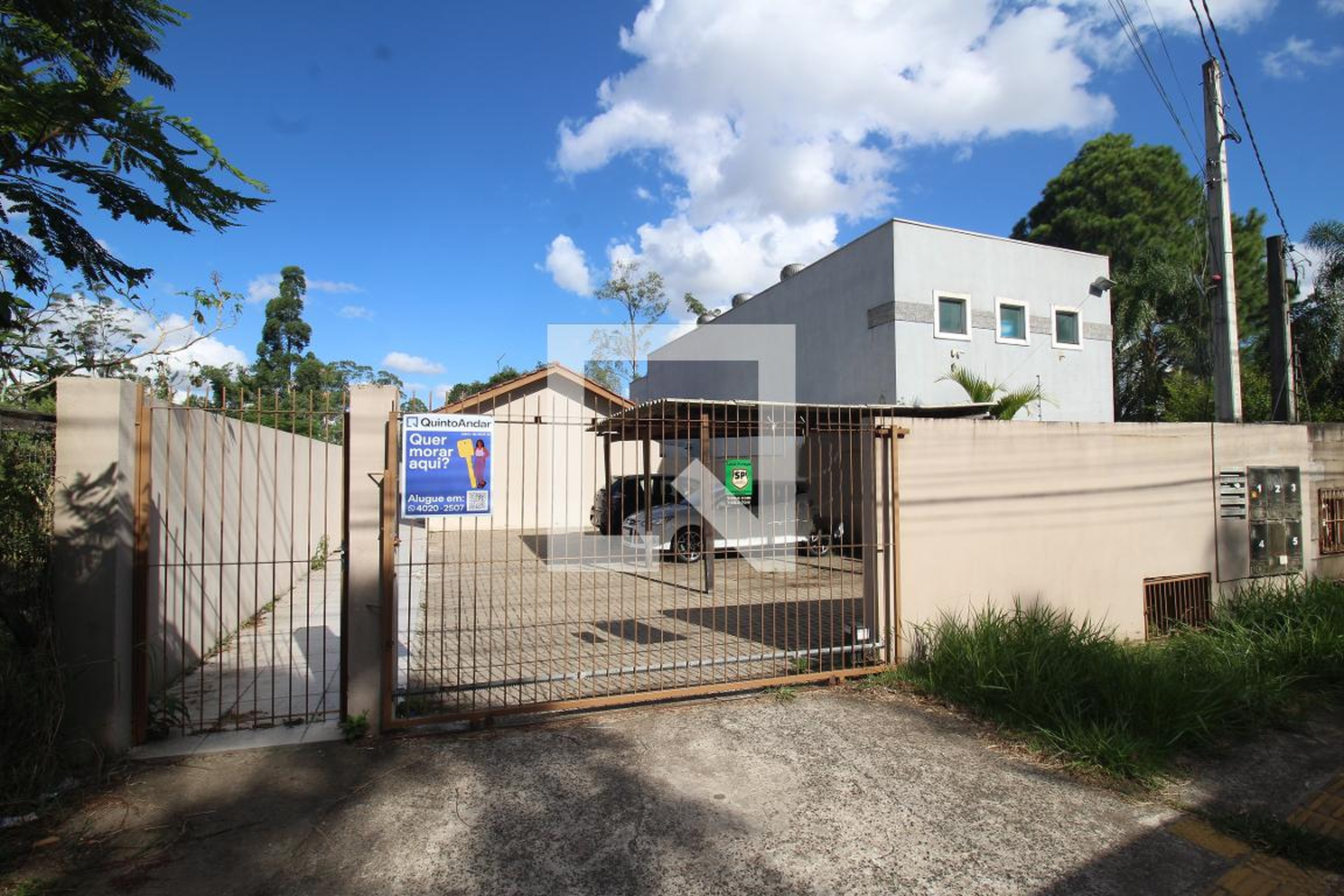 Fachada Condomínio em Avenida Doutor Sezefredo Azambuja Vieira, 5995