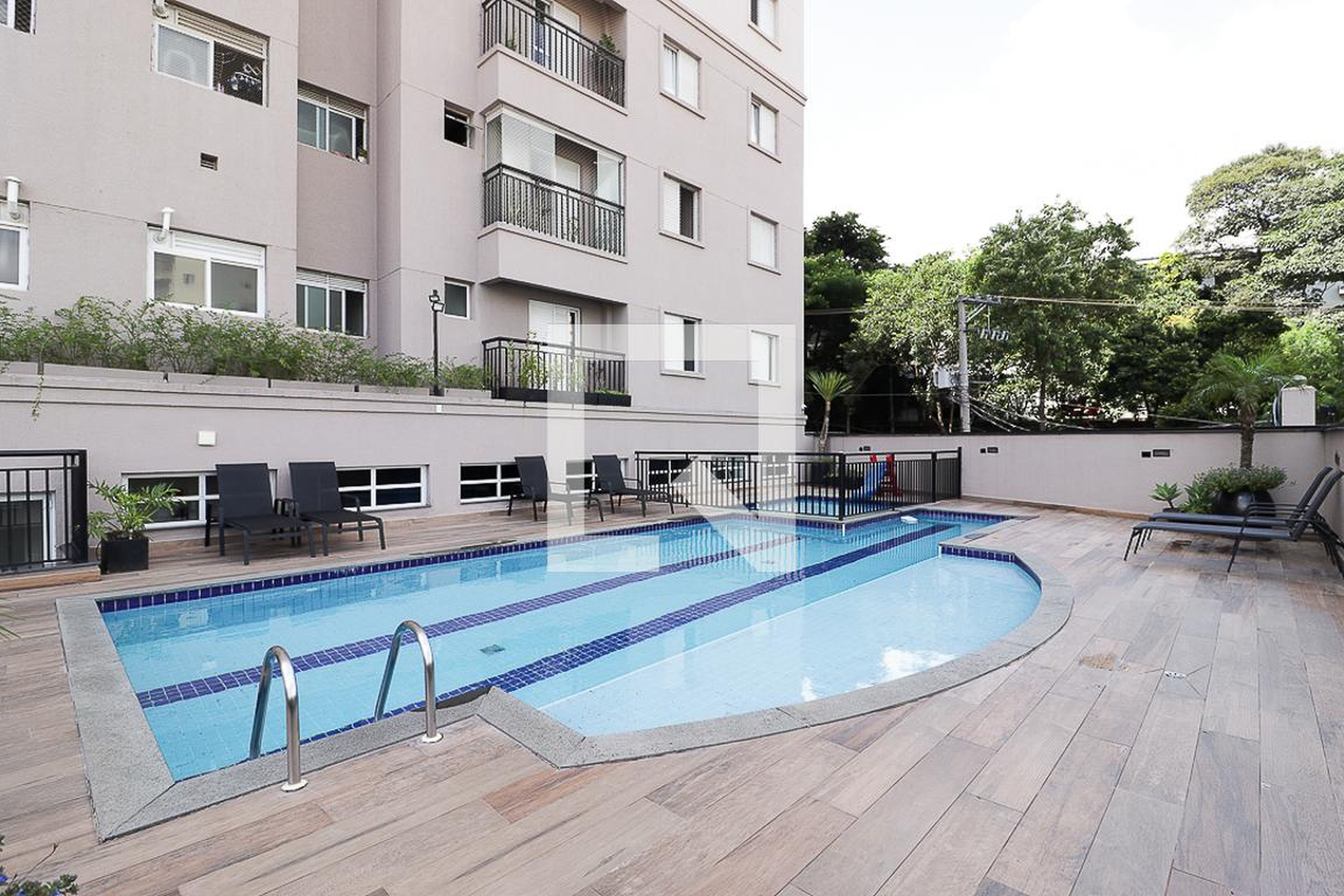 Piscina - Vista Inglesa