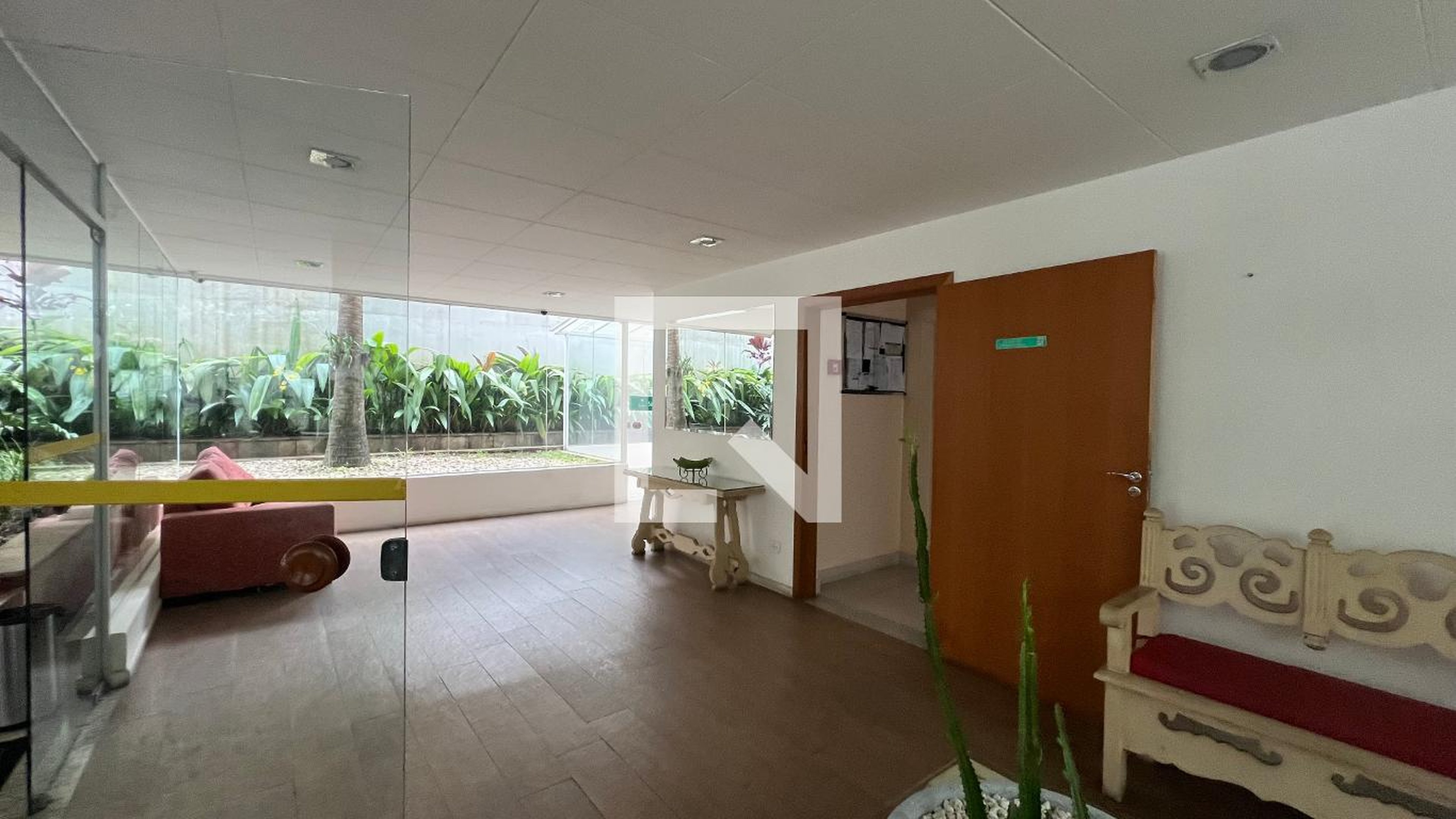 Hall de entrada - Lactânea