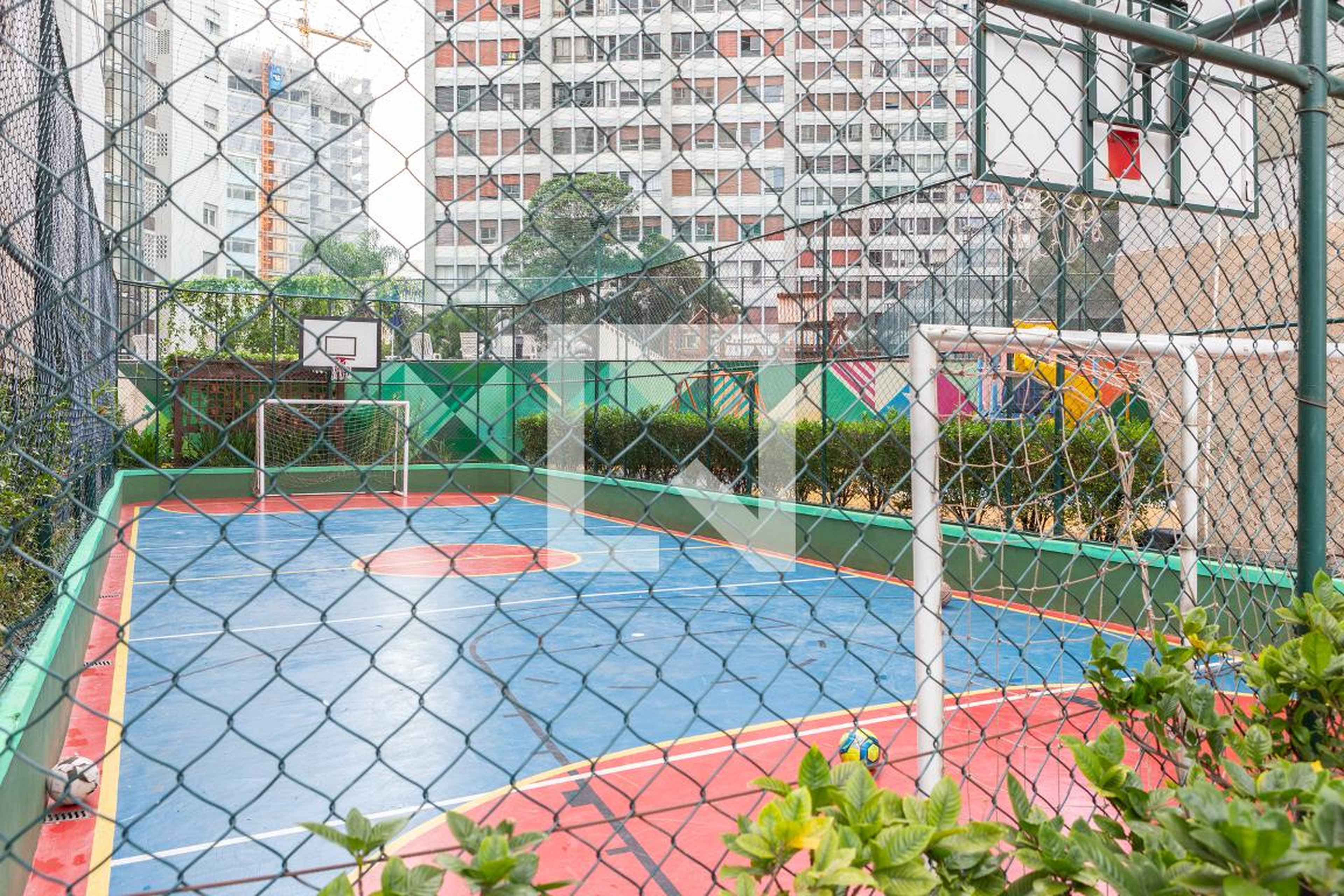 Quadra Esportiva - Adele