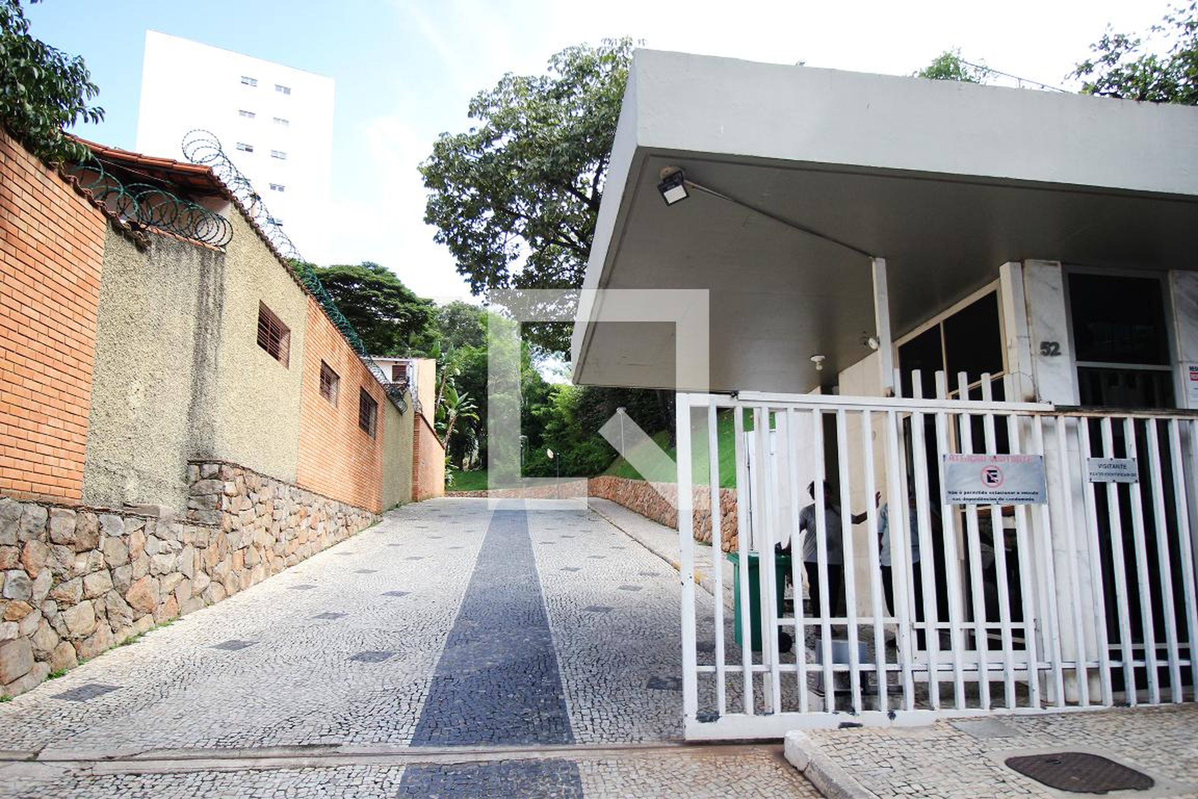 Fachada Condomínio Parque Residencial Bian