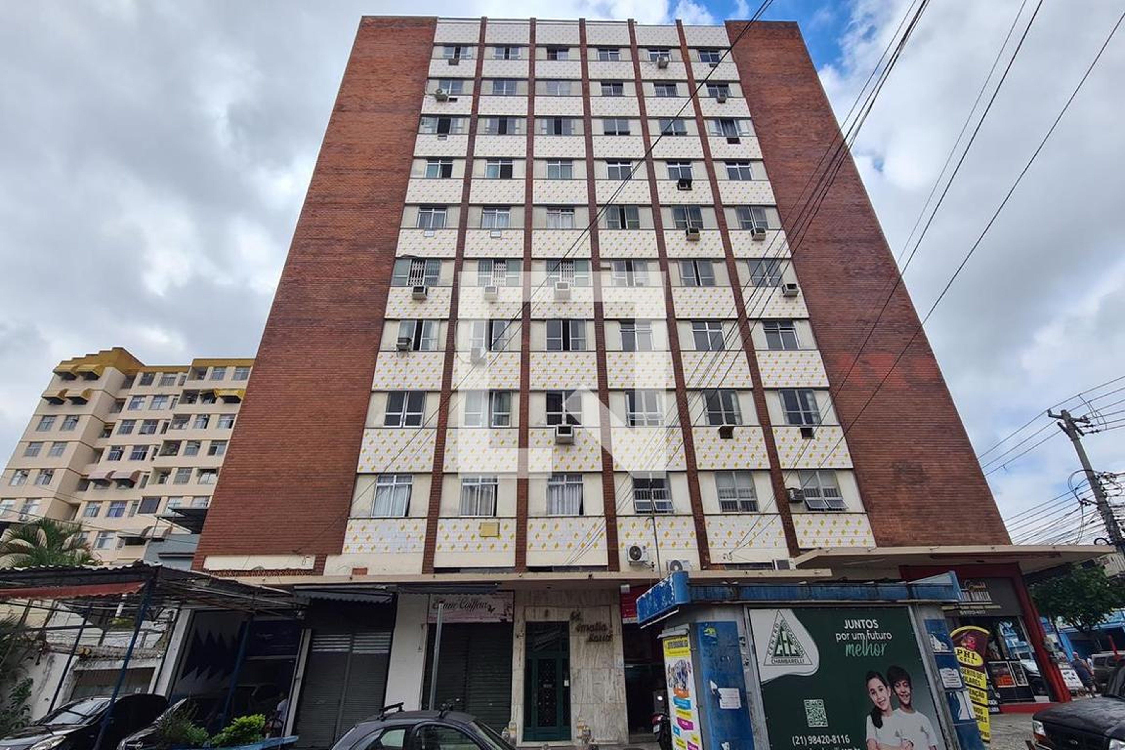 Fachada do Condomínio Edifício Amália Maria