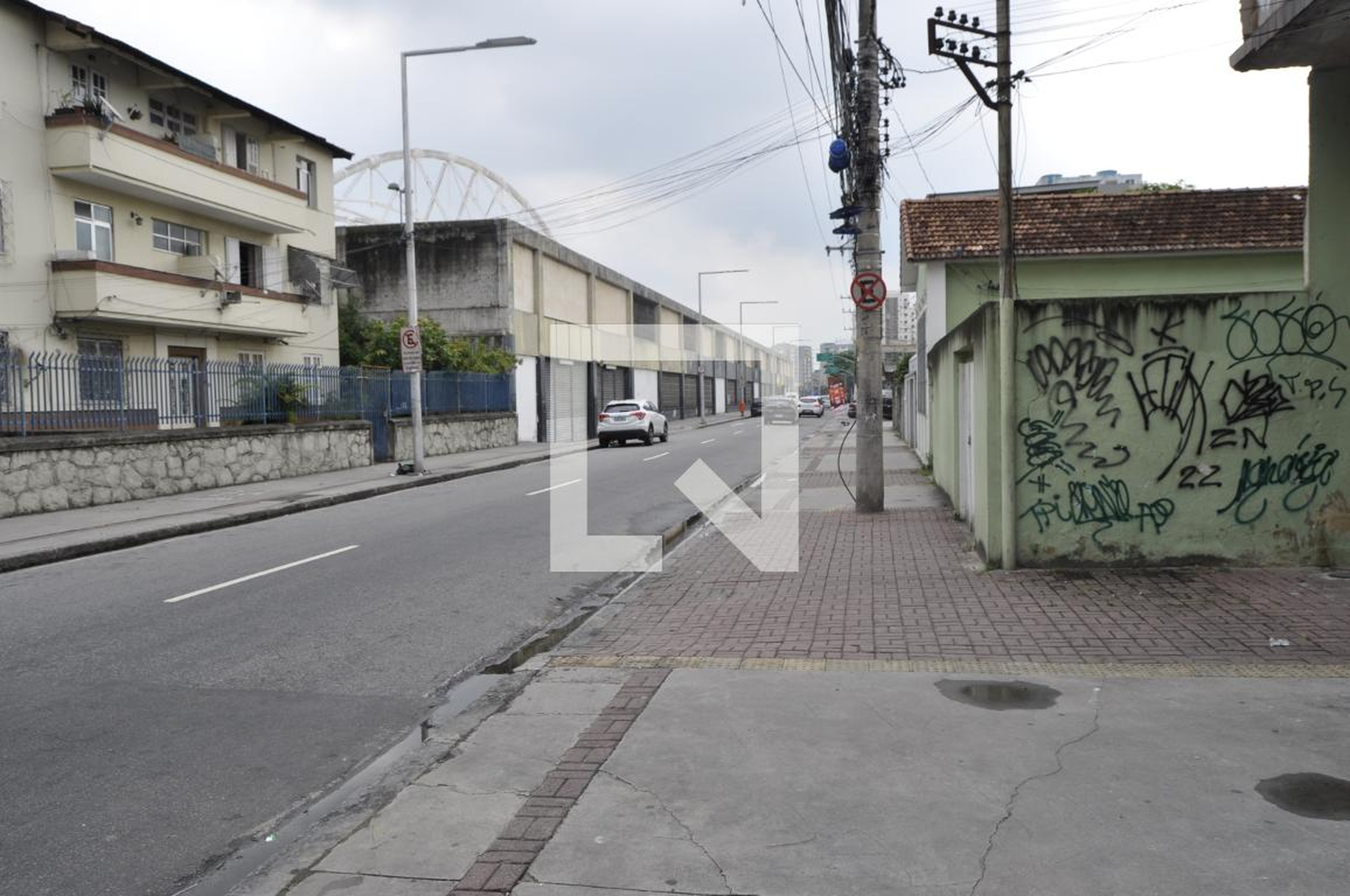 Fachada Condomínio em R. das Oficinas, 6