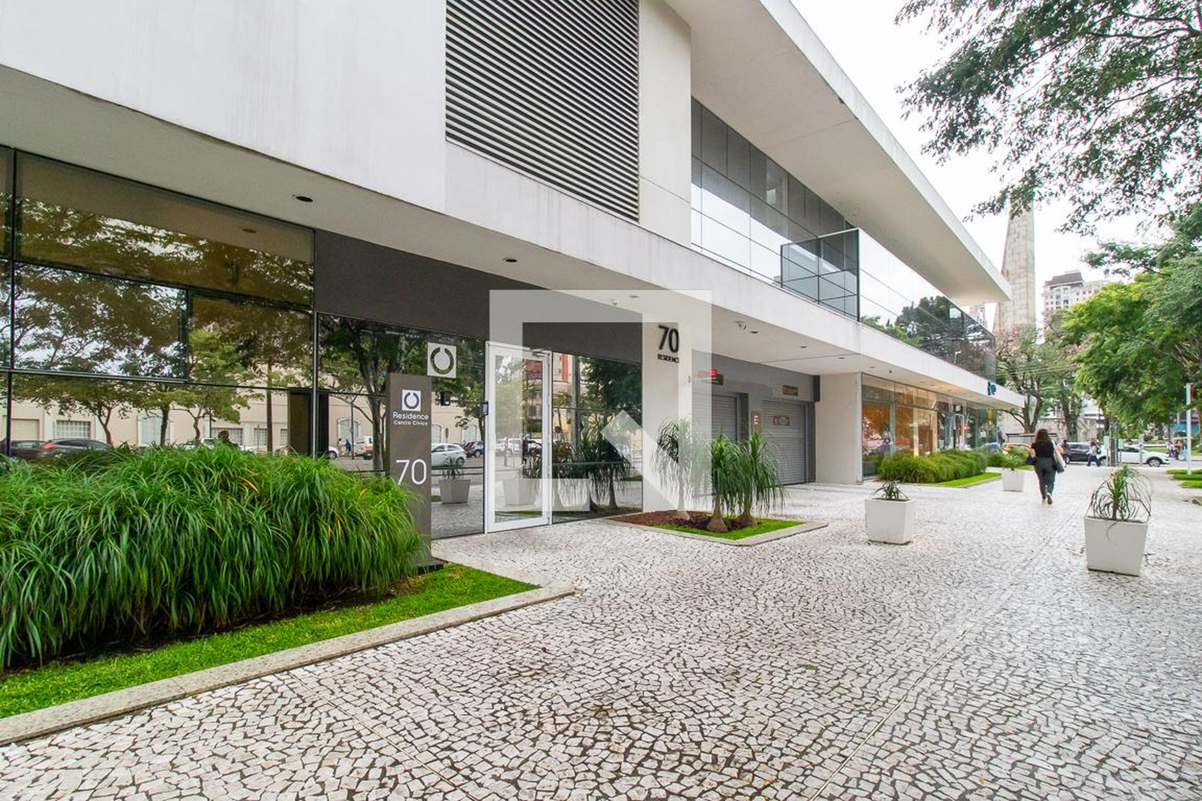 Fachada Condomínio Residência Centro Cívico