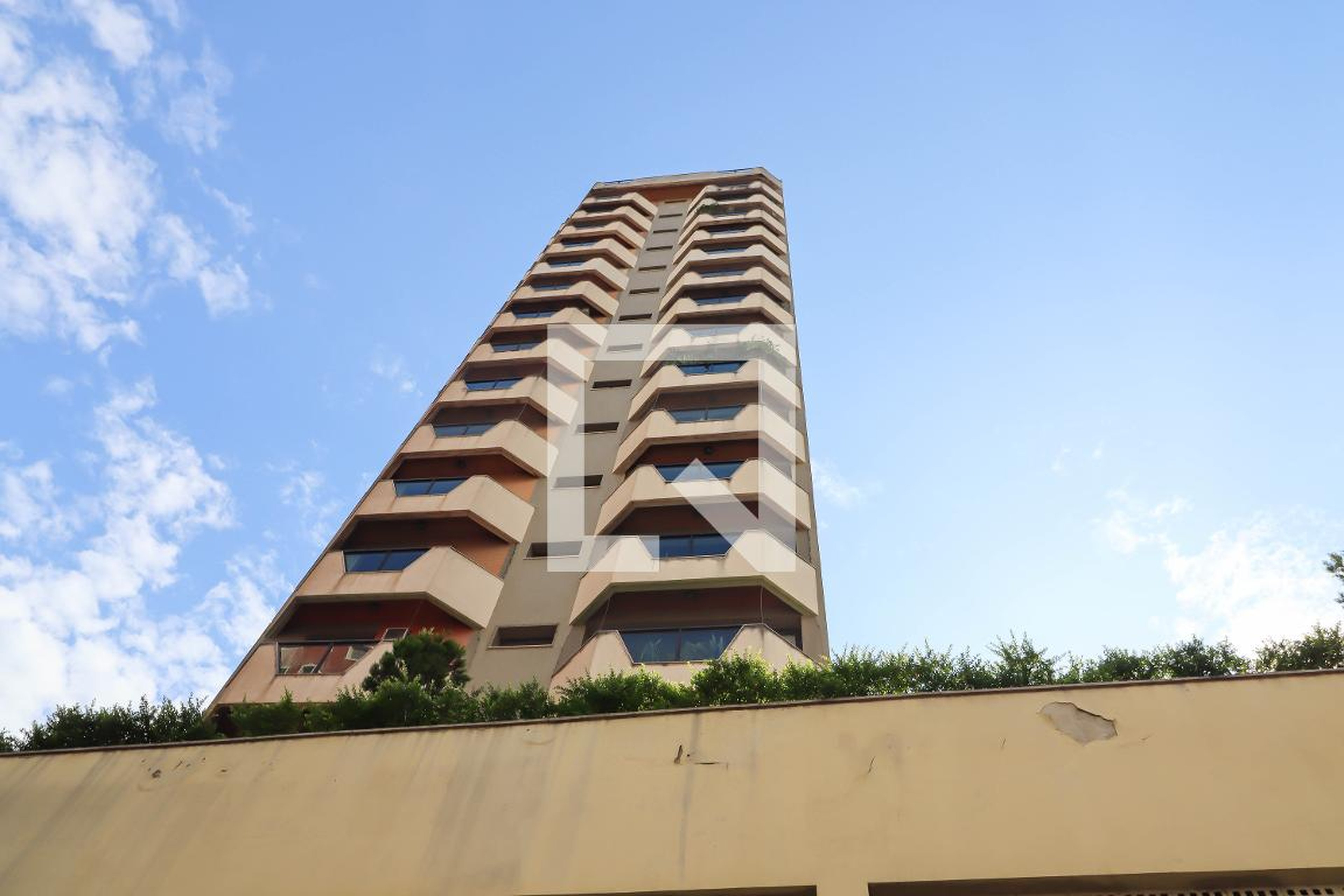 fachada Condomínio Carmino Pisapio