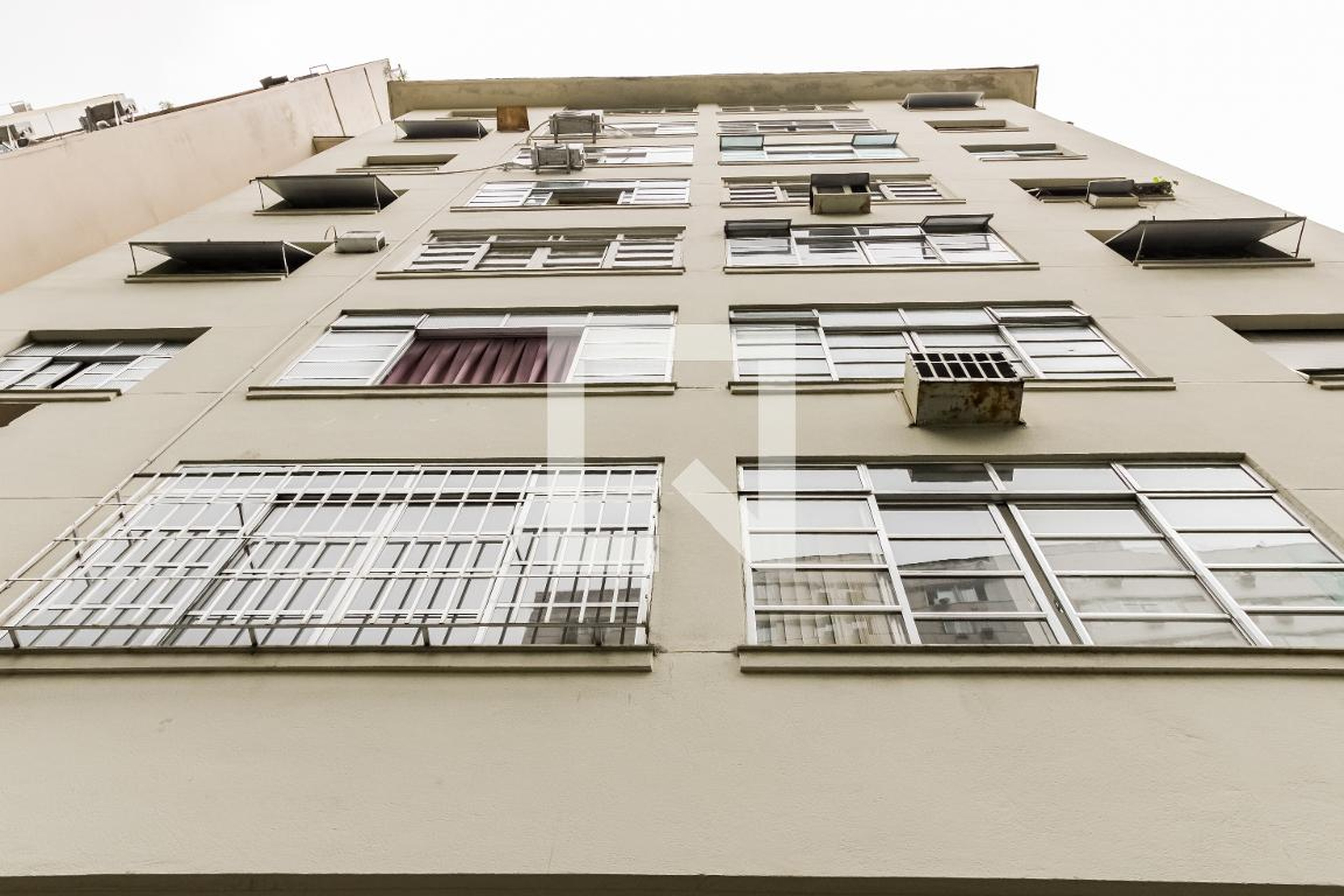 Fachada do Prédio Condomínio em Rua Siqueira Campos, 164